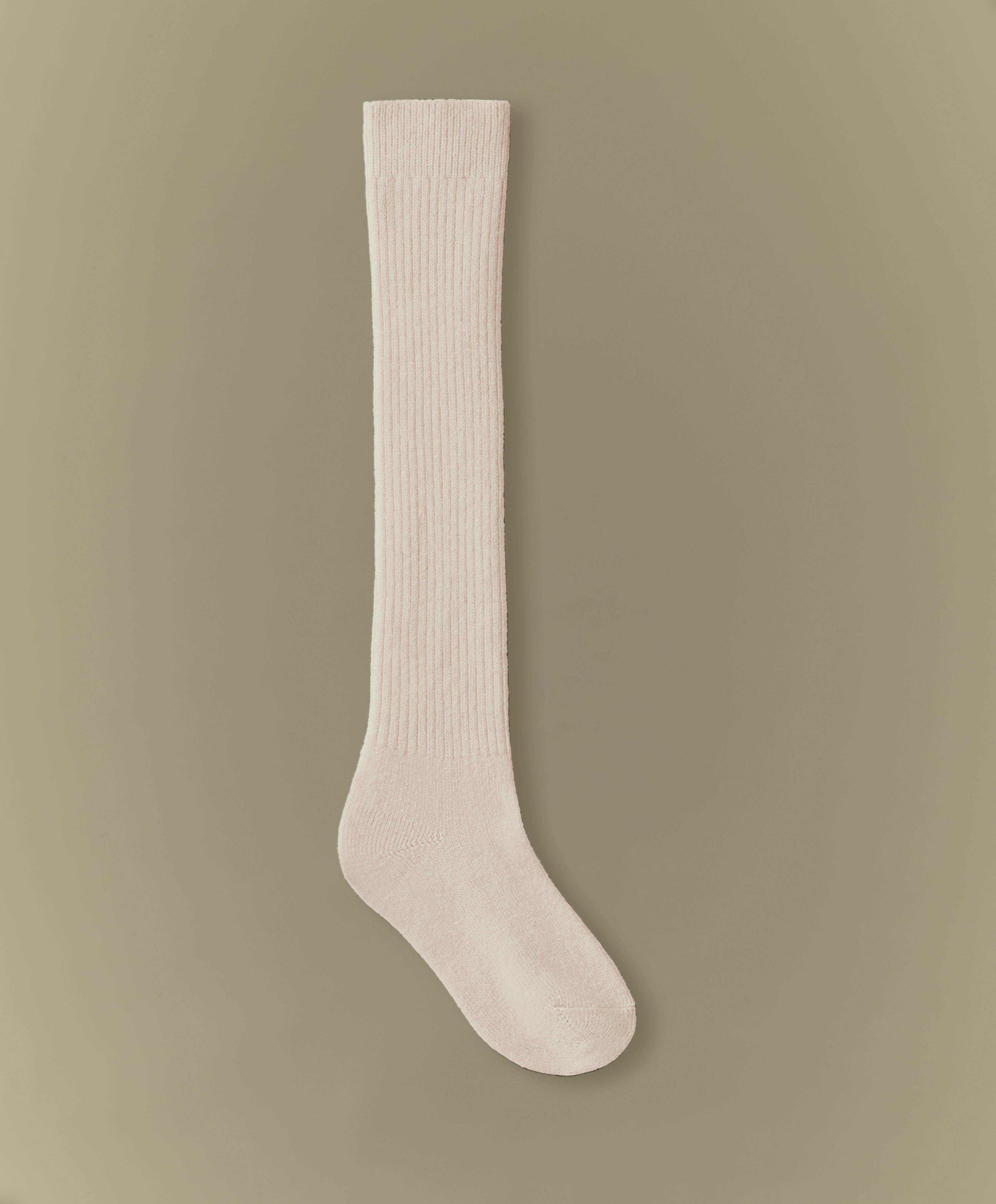 18% cashmere 13% wool long socks — STONE