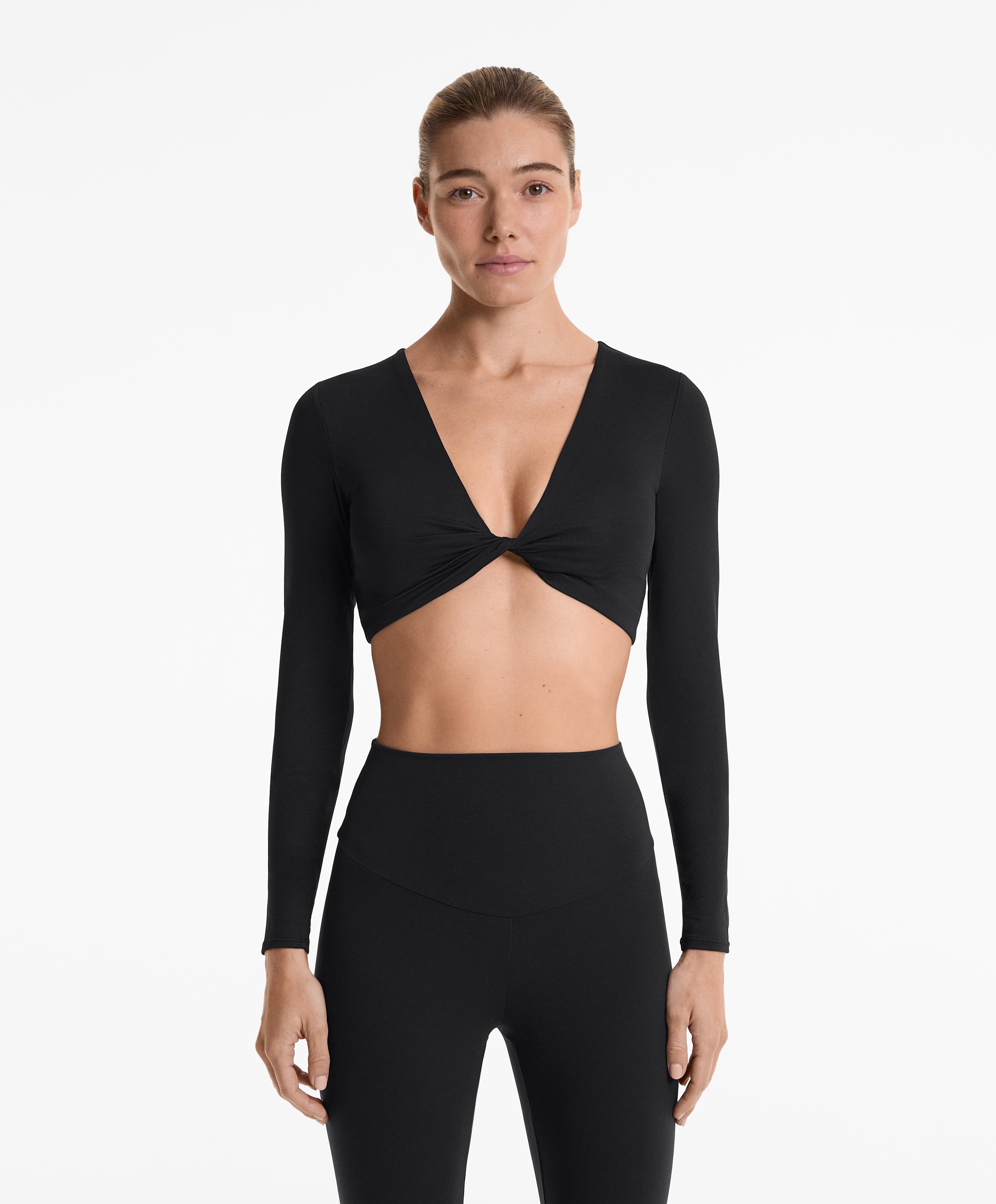 Comfortlux long-sleeved crop T-shirt with front twist