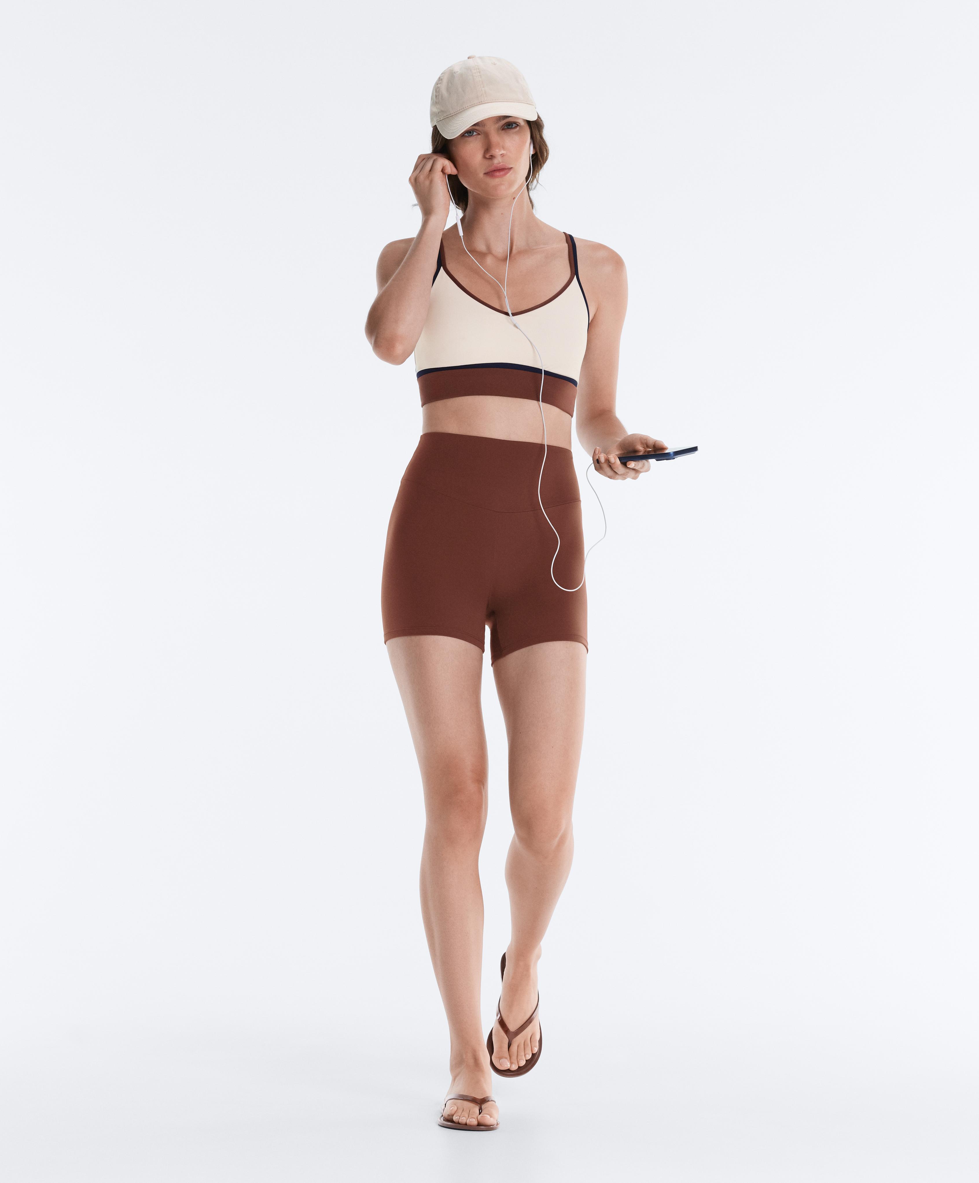 Contrast colour block medium-support Comfortlux sports bra Contrast colour block medium-support Comfortlux sports bra