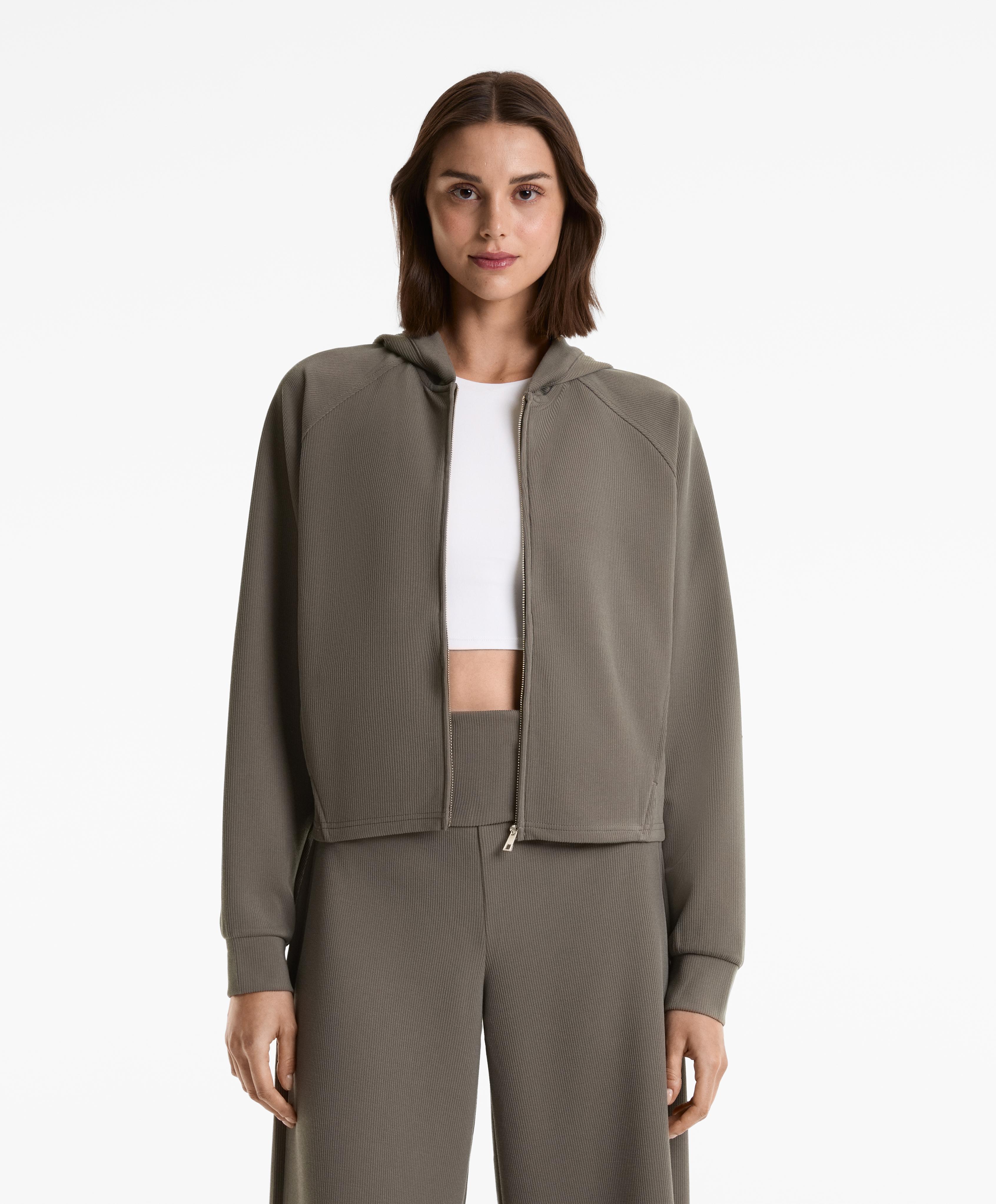 Chaqueta rib capucha 29% modal Chaqueta rib capucha 29% modal