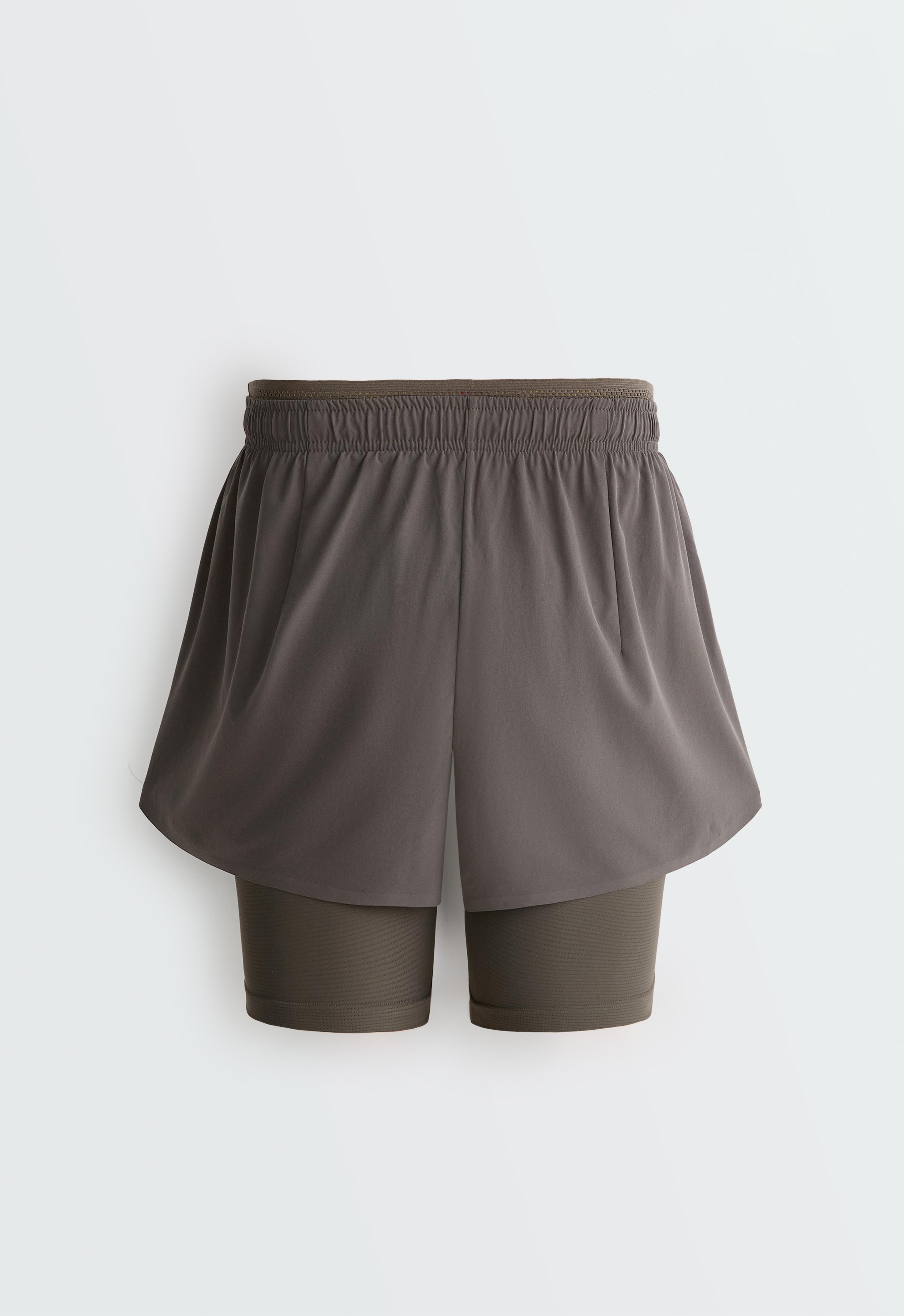 Technical mid rise 2-in-1 shorts — CHARCOAL GREY