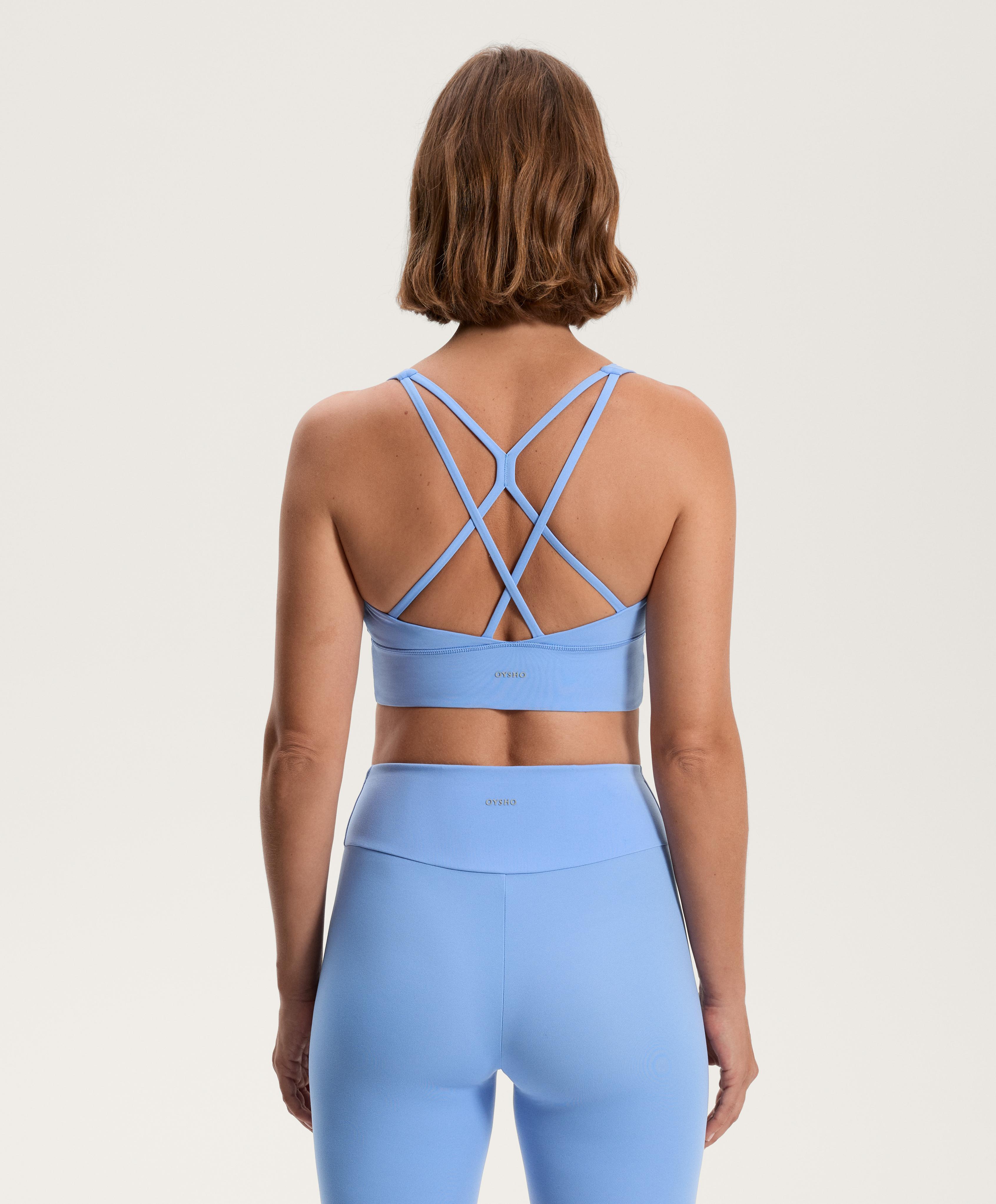 Medium-support Comfortlux sports bra with cups