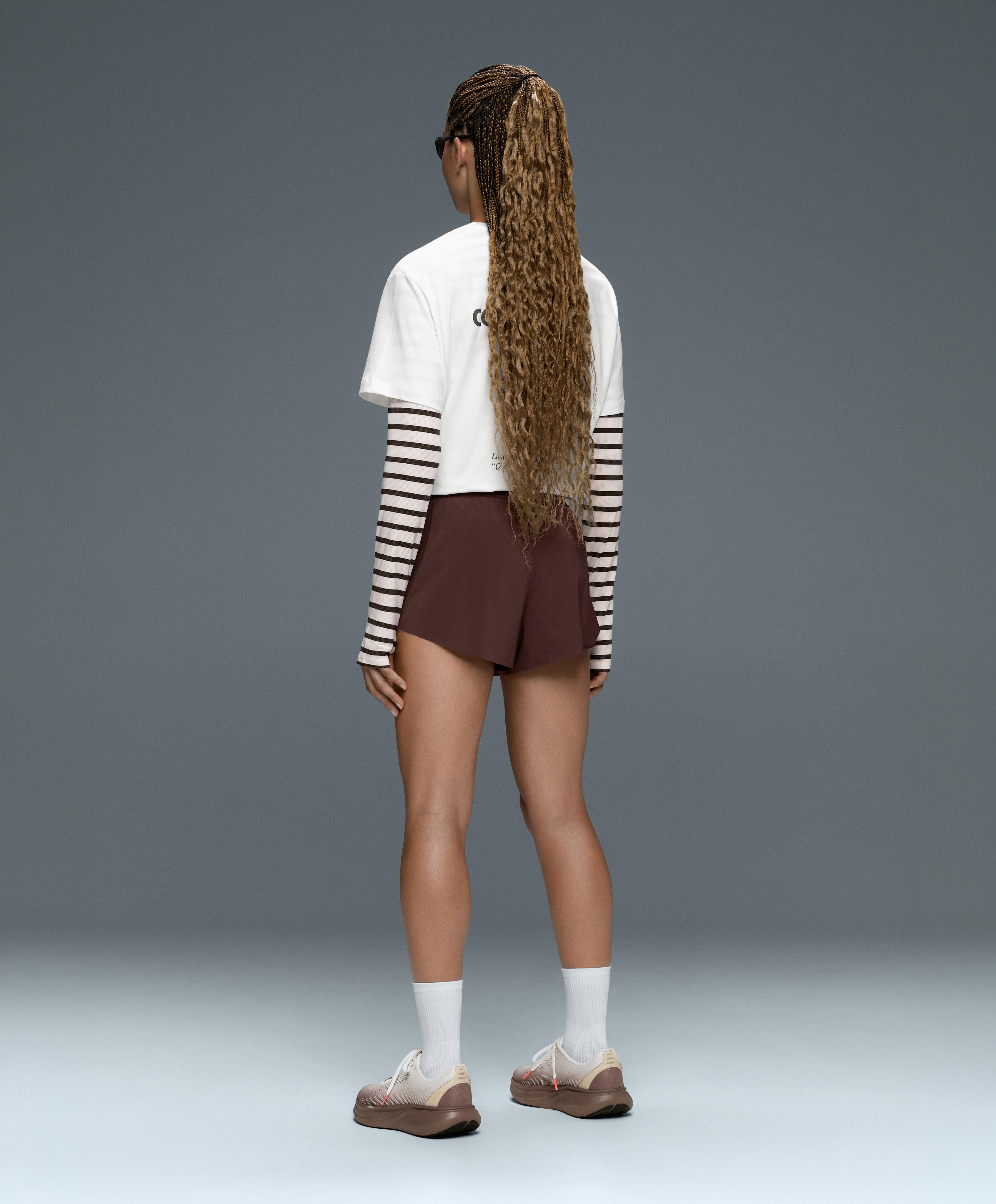 6cm low-rise technical shorts — CHOCOLATE