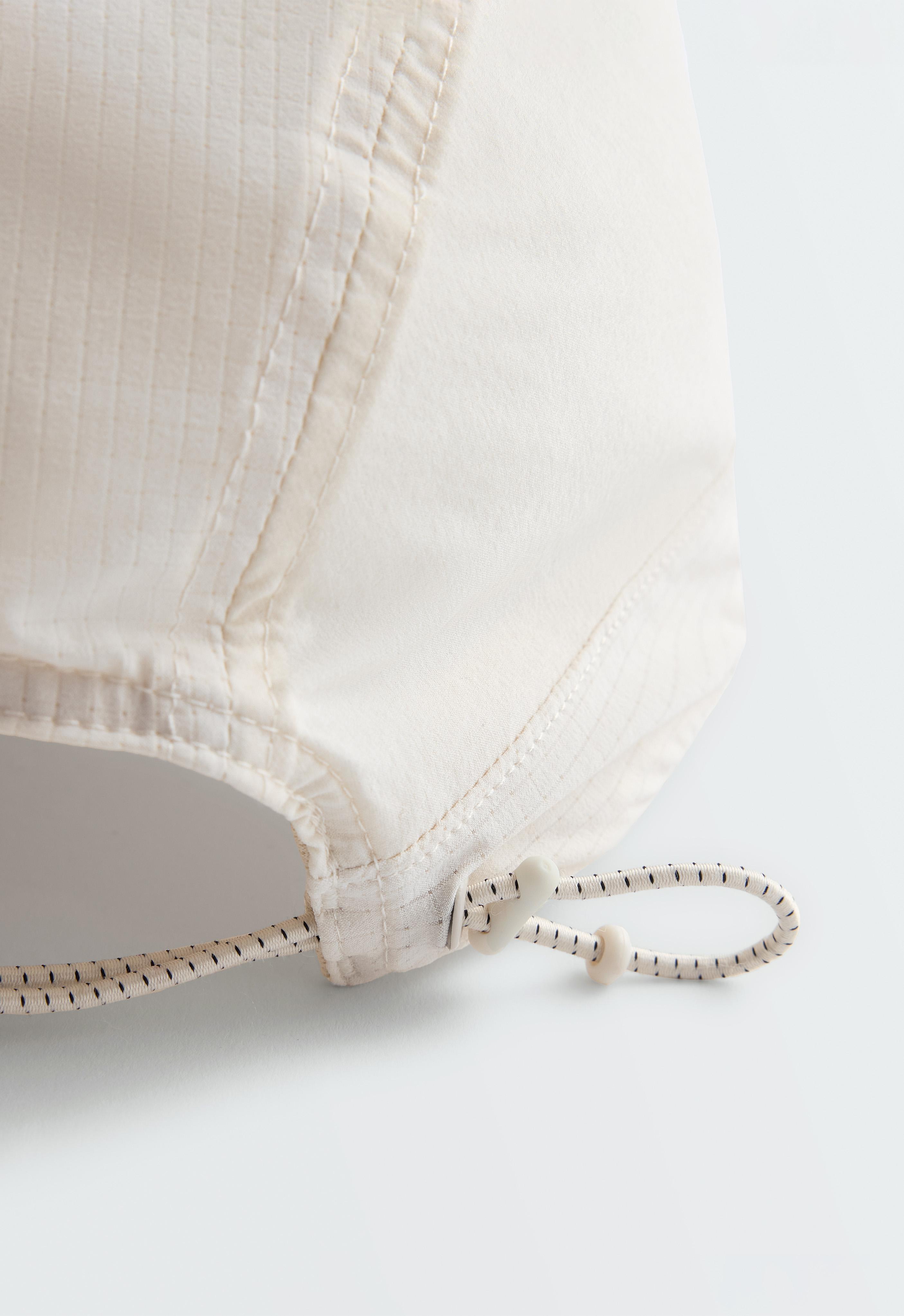Sports cap — SAND