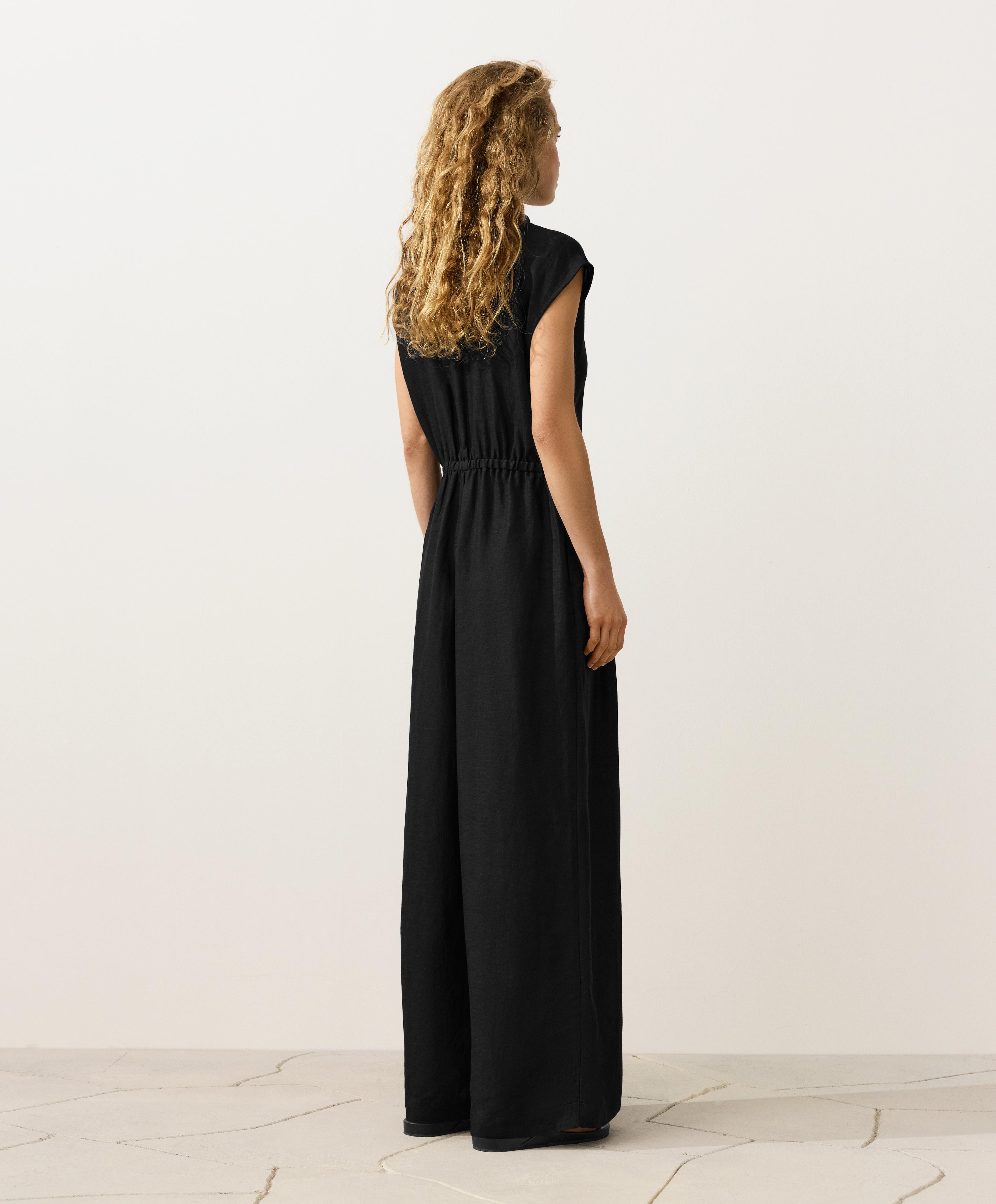 Linen long jumpsuit with lapel collar — BLACK