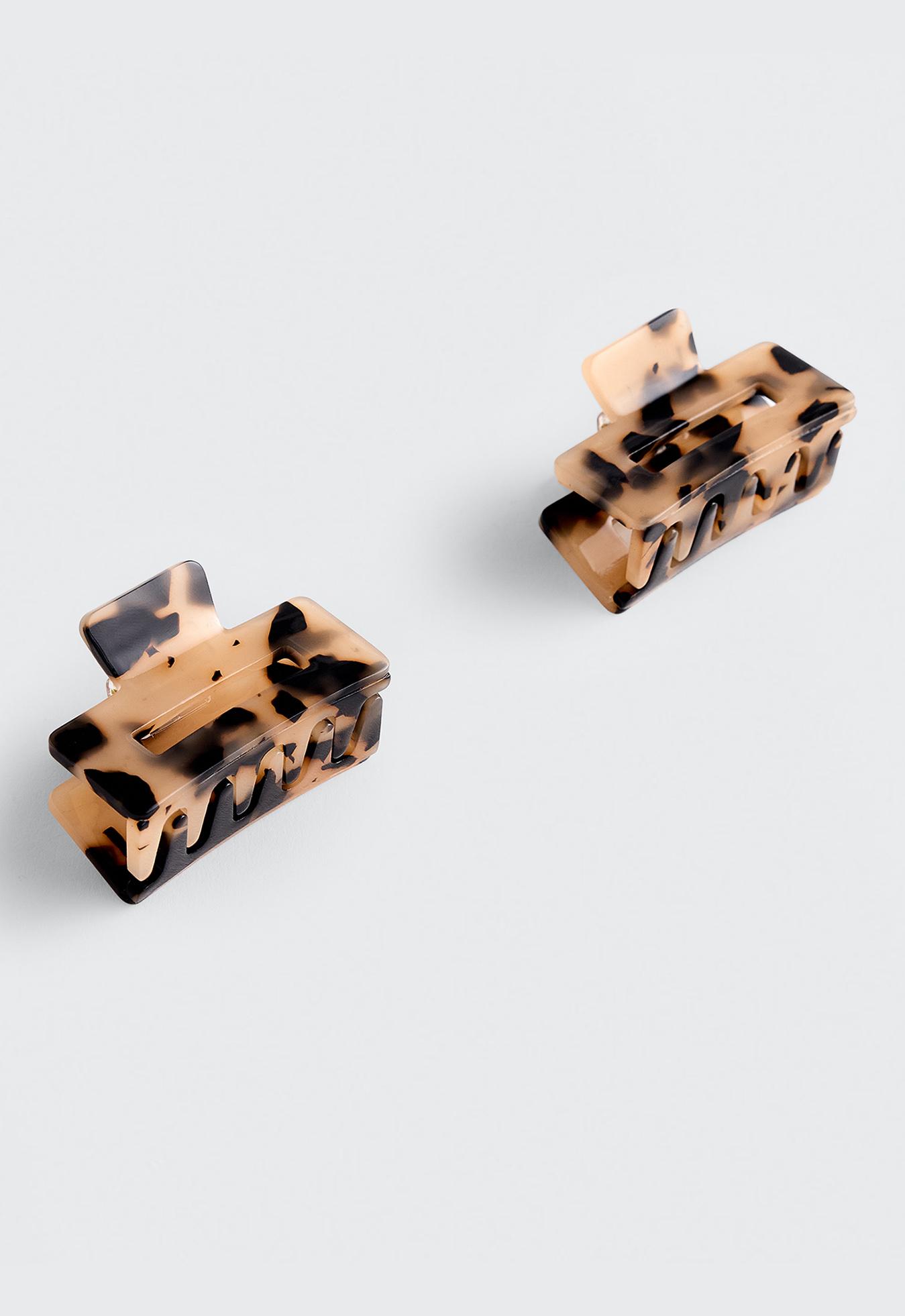 2 tortoiseshell square hair clips — BLACK