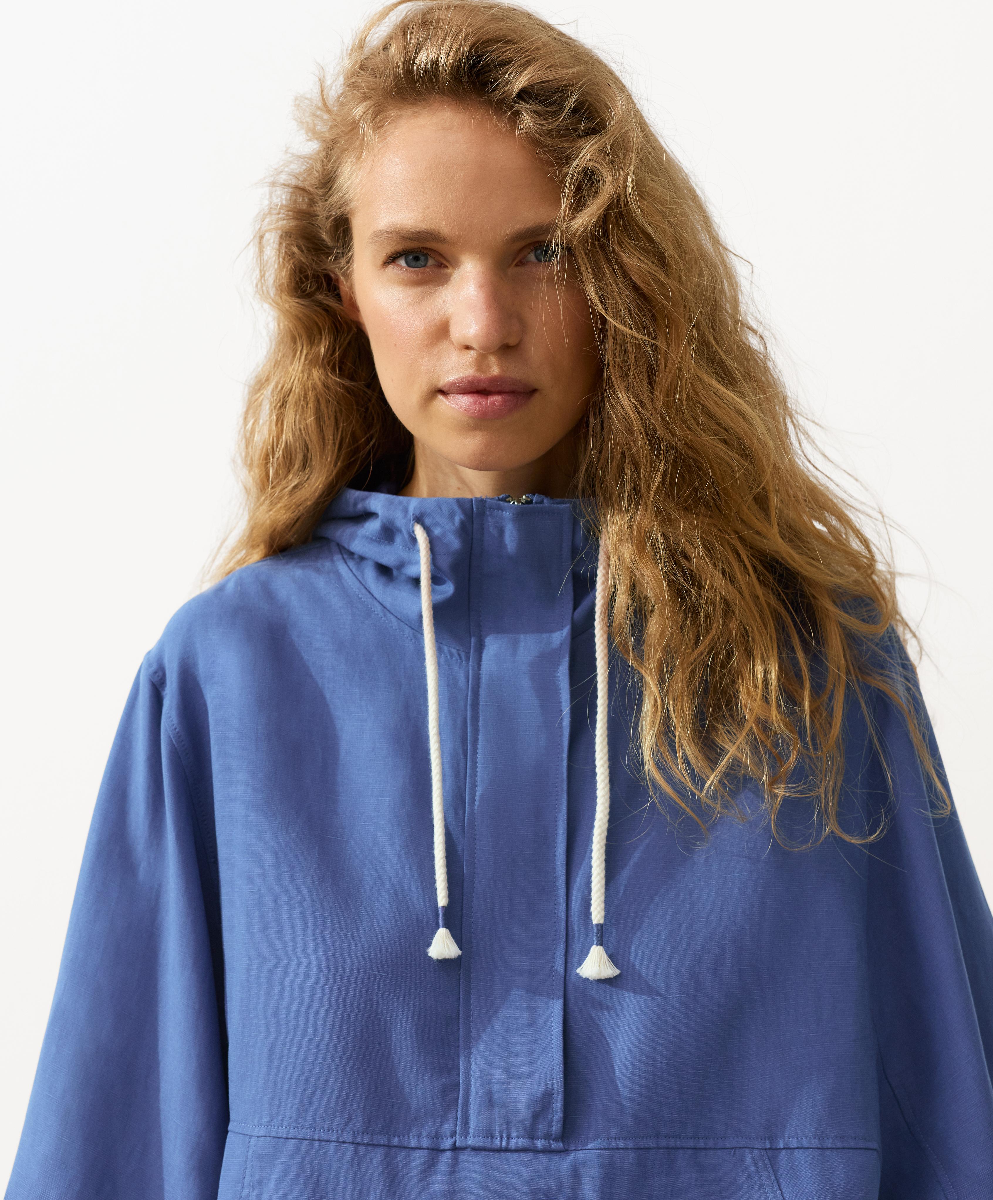 Half-zip sweatshirt with front pocket, lyocell and 24% linen blend — MID-WASHED BLUE