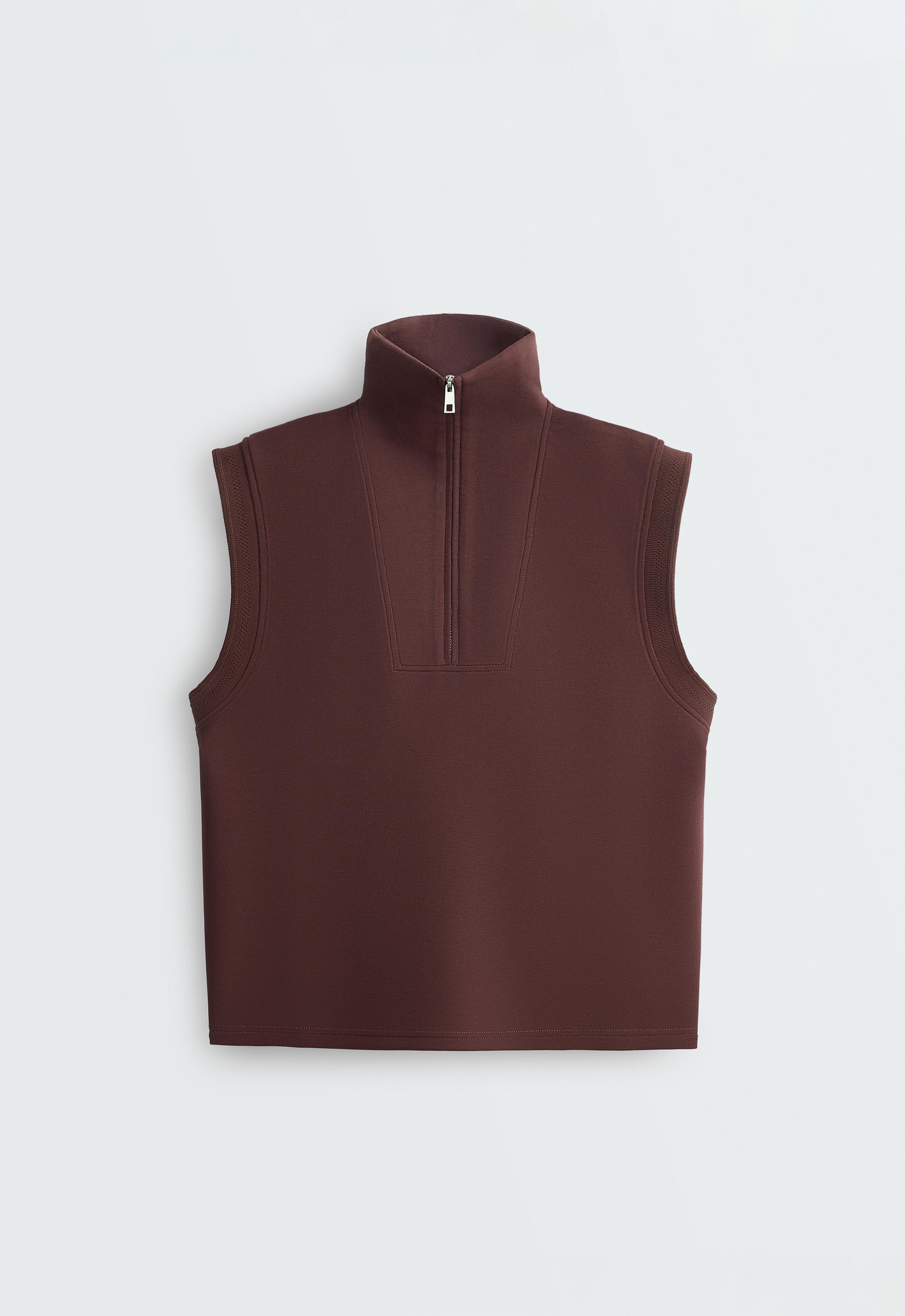 Cotton piqué sleeveless vest — CHOCOLATE