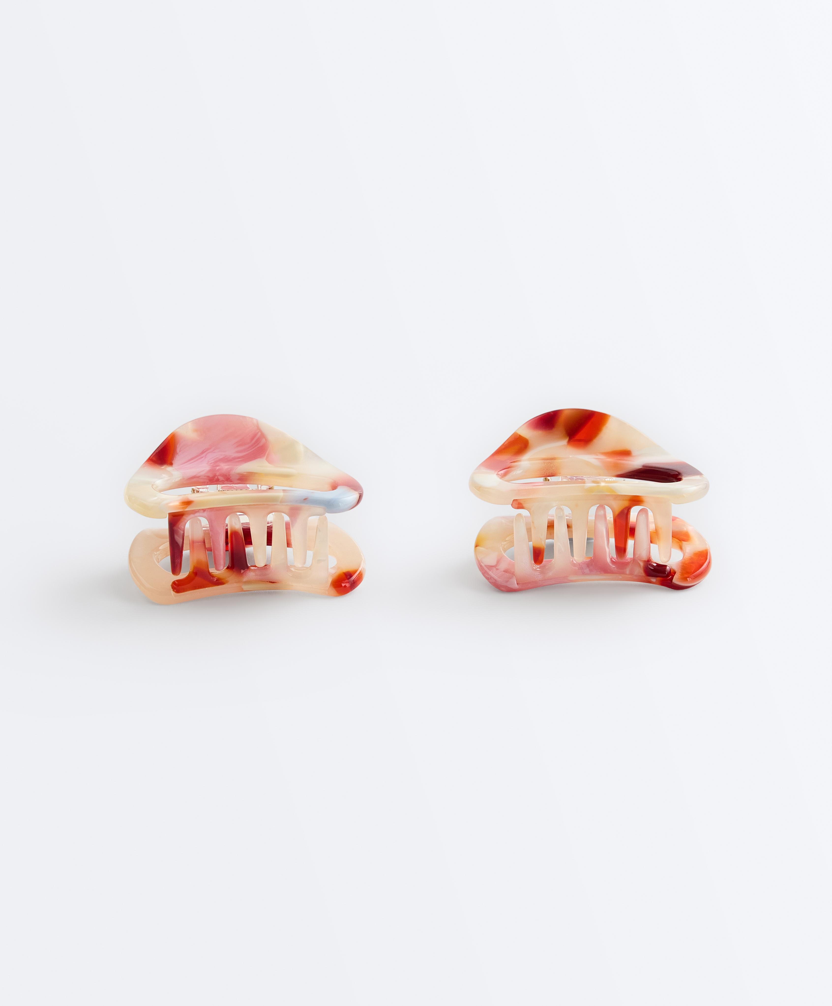 2 mini asymmetric hair clips 2 mini asymmetric hair clips