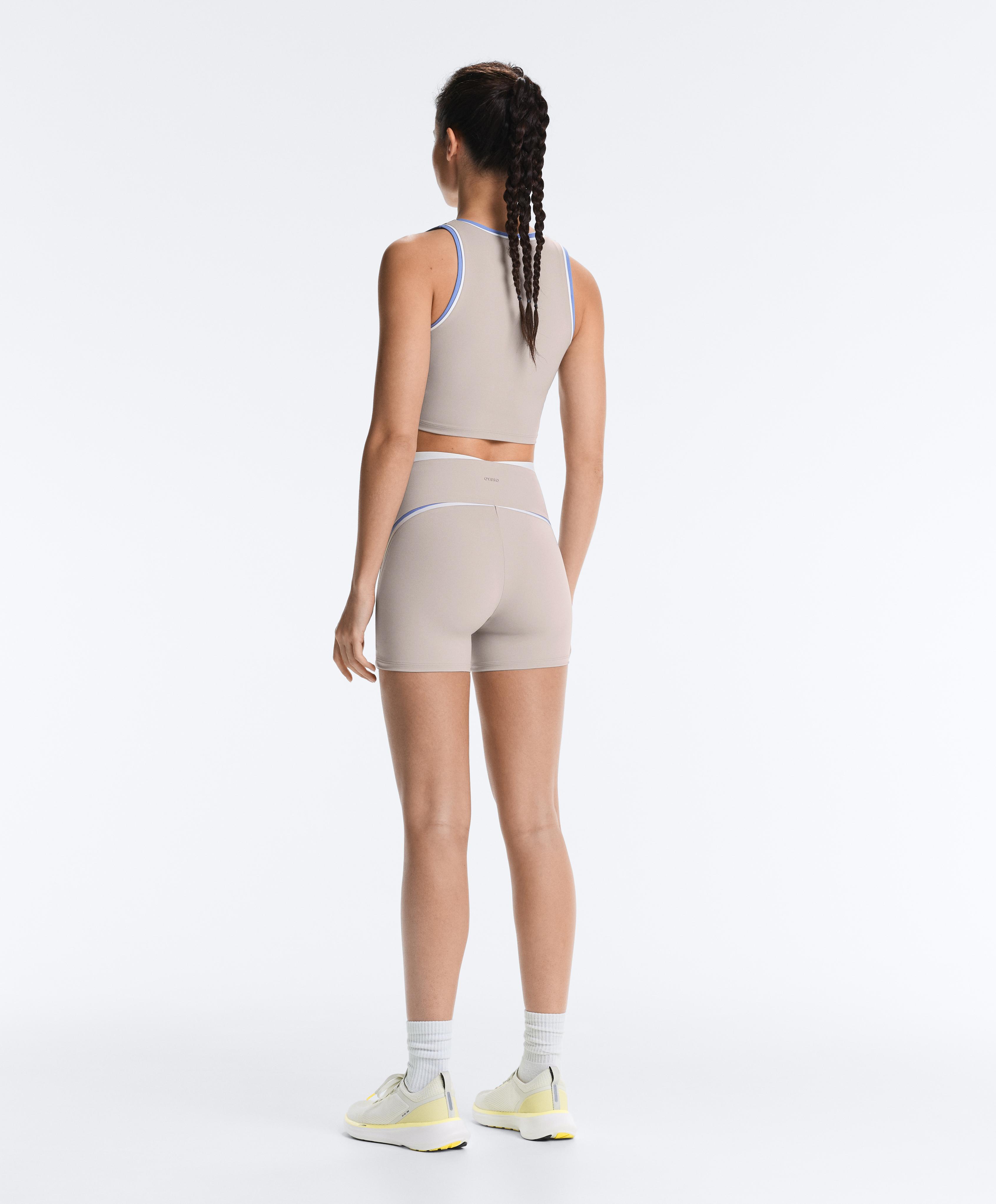 Total look high rise compressive 10cm hot pants mink contrast