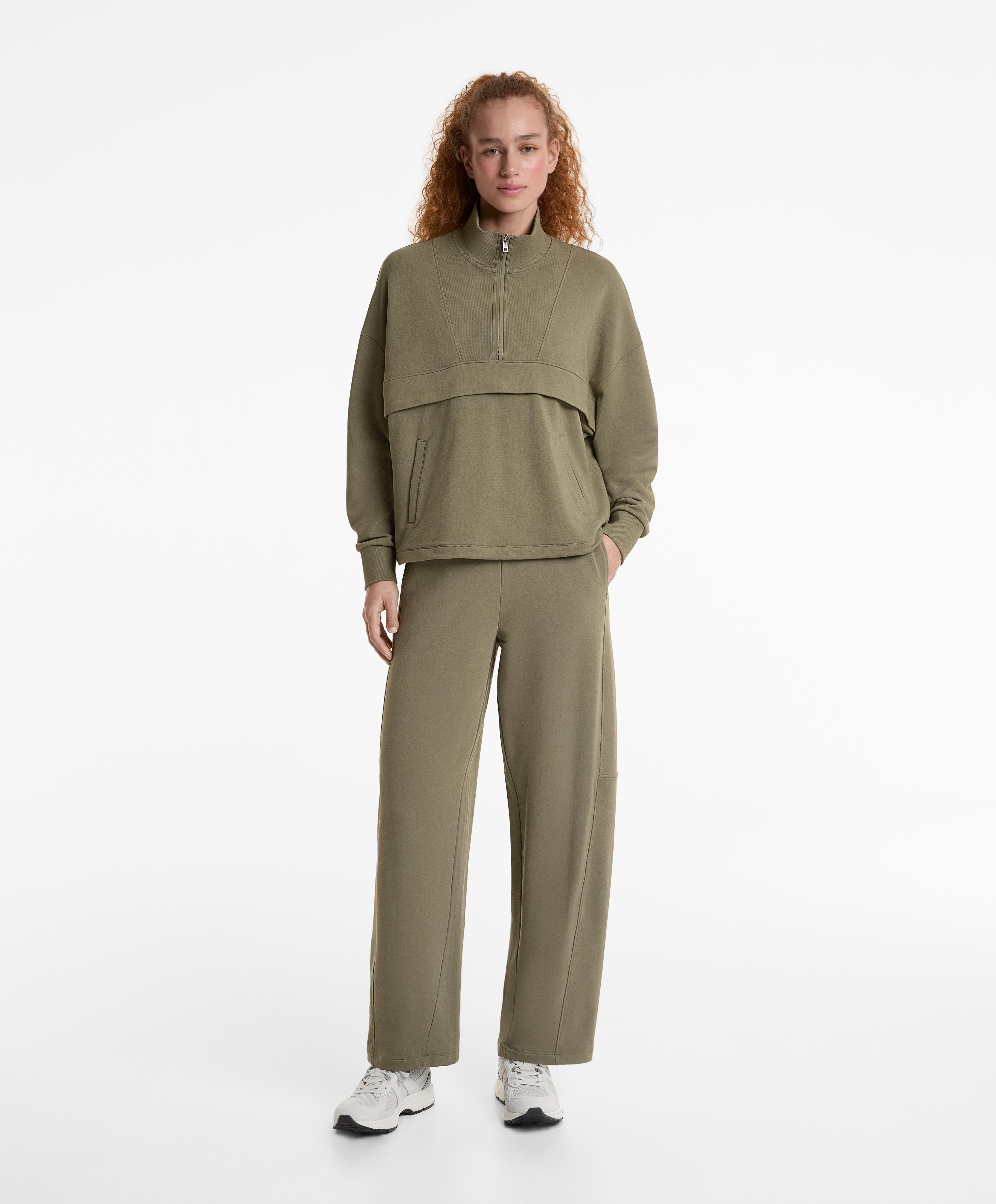 Green straight tracksuit with cotton and modal