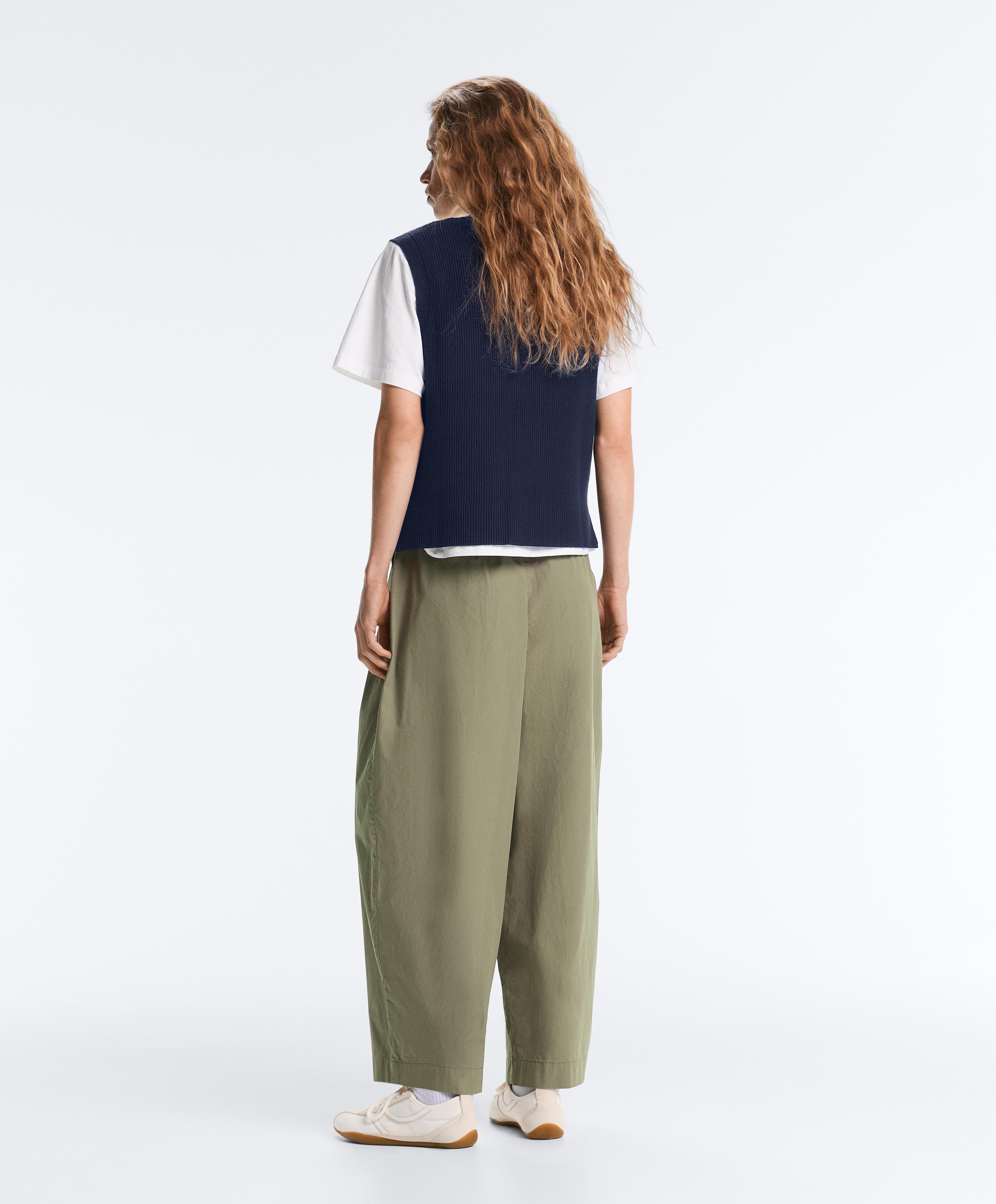 Pleated 100% cotton tapered trousers — LIGHT KHAKI