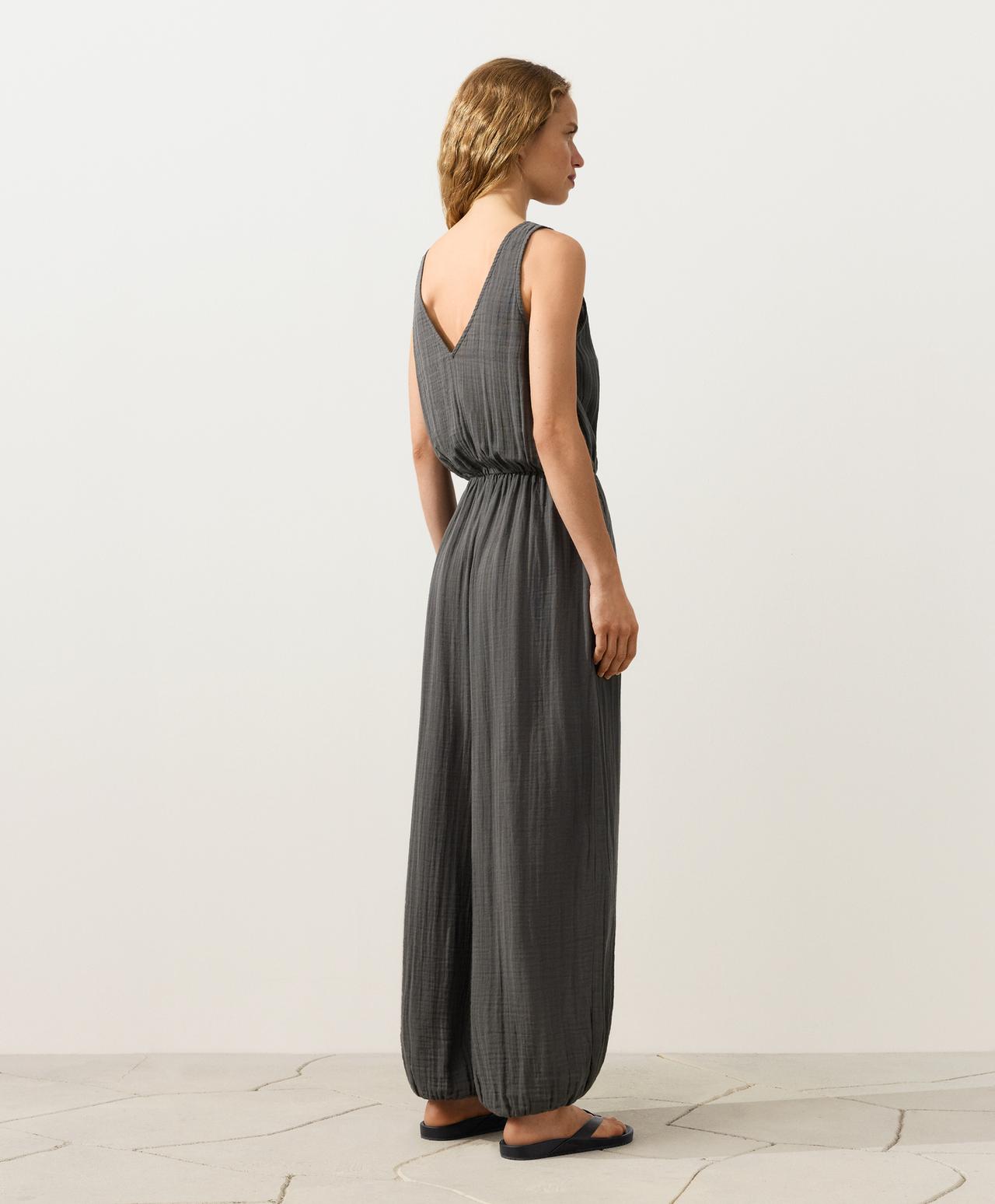 100% cotton crinkle long jumpsuit — ASPHALT