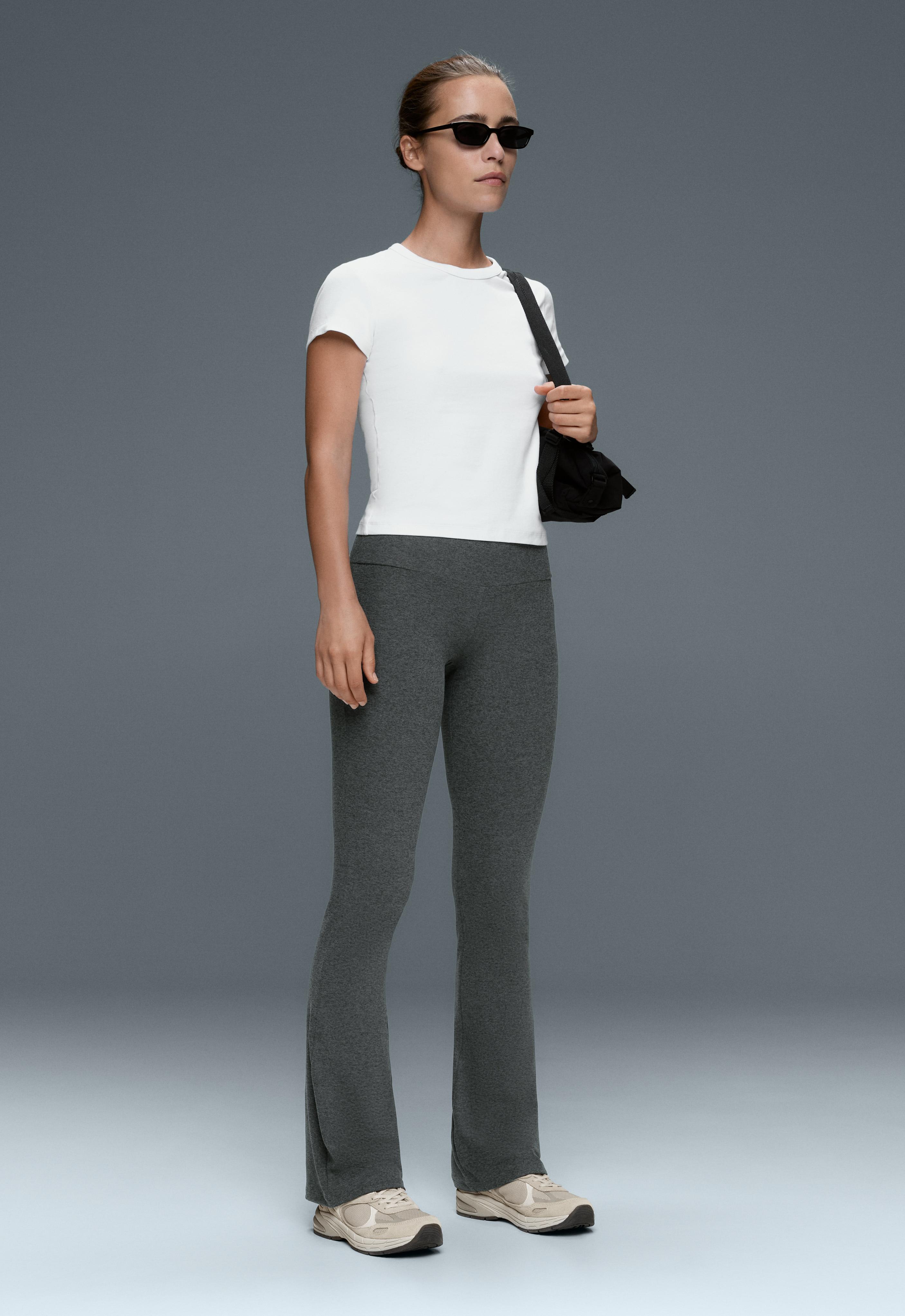 Pantalon flare high rise Comfortlux effet chiné Pantalon flare high rise Comfortlux effet chiné