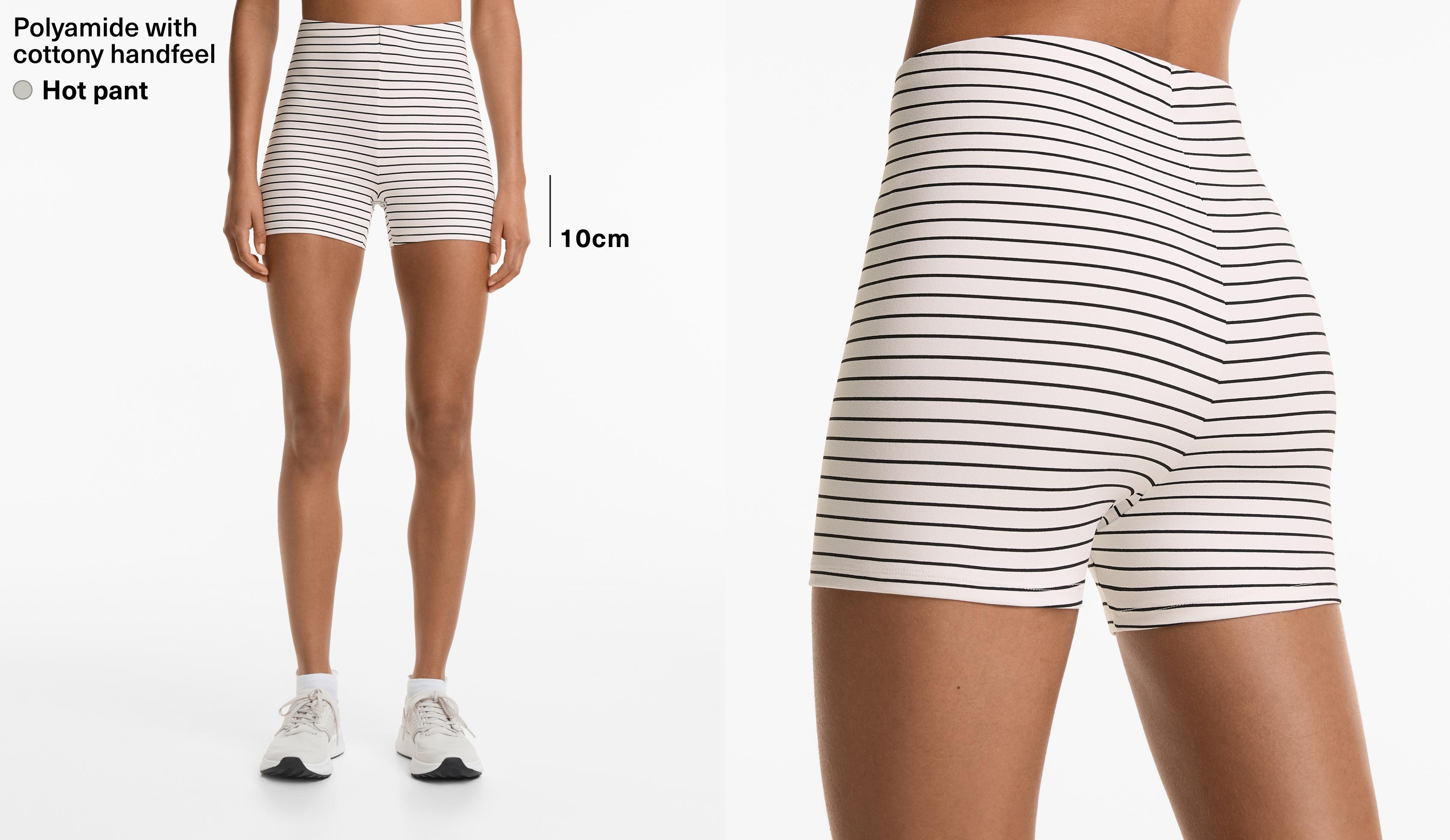 Gestreifte Comfortlux Hotpants, 10 cm, High Rise mit baumwollartigem Griff
