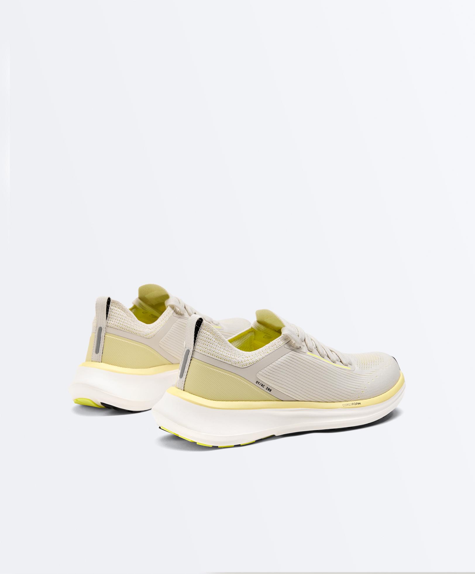 OY/AC 200 Training trainers — YELLOW