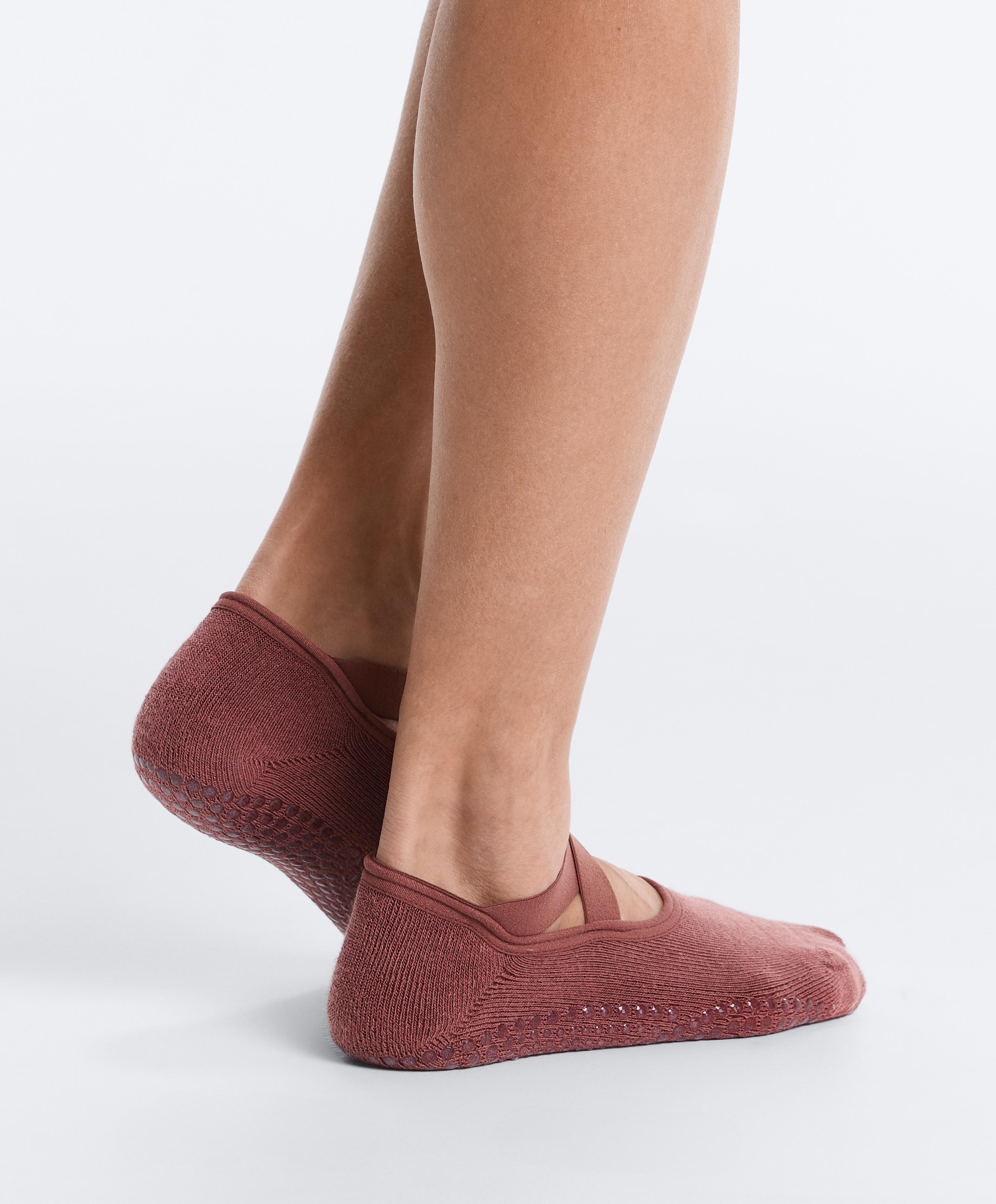 2 pairs of padded cotton blend yoga and Pilates invisible socks with crossover straps — ROSETTE BLUSH