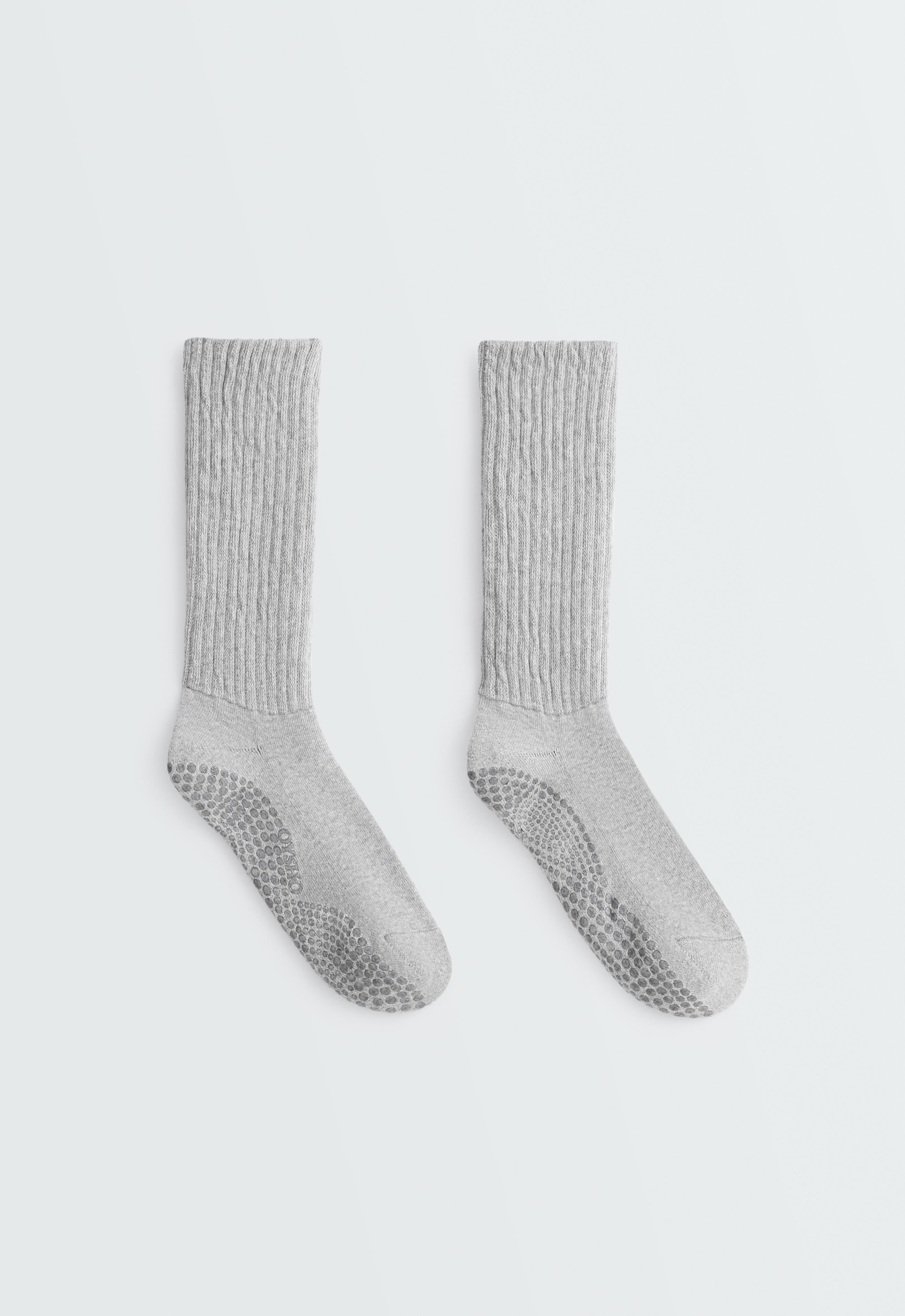 Ribbed Classic yoga and Pilates socks in a cotton blend