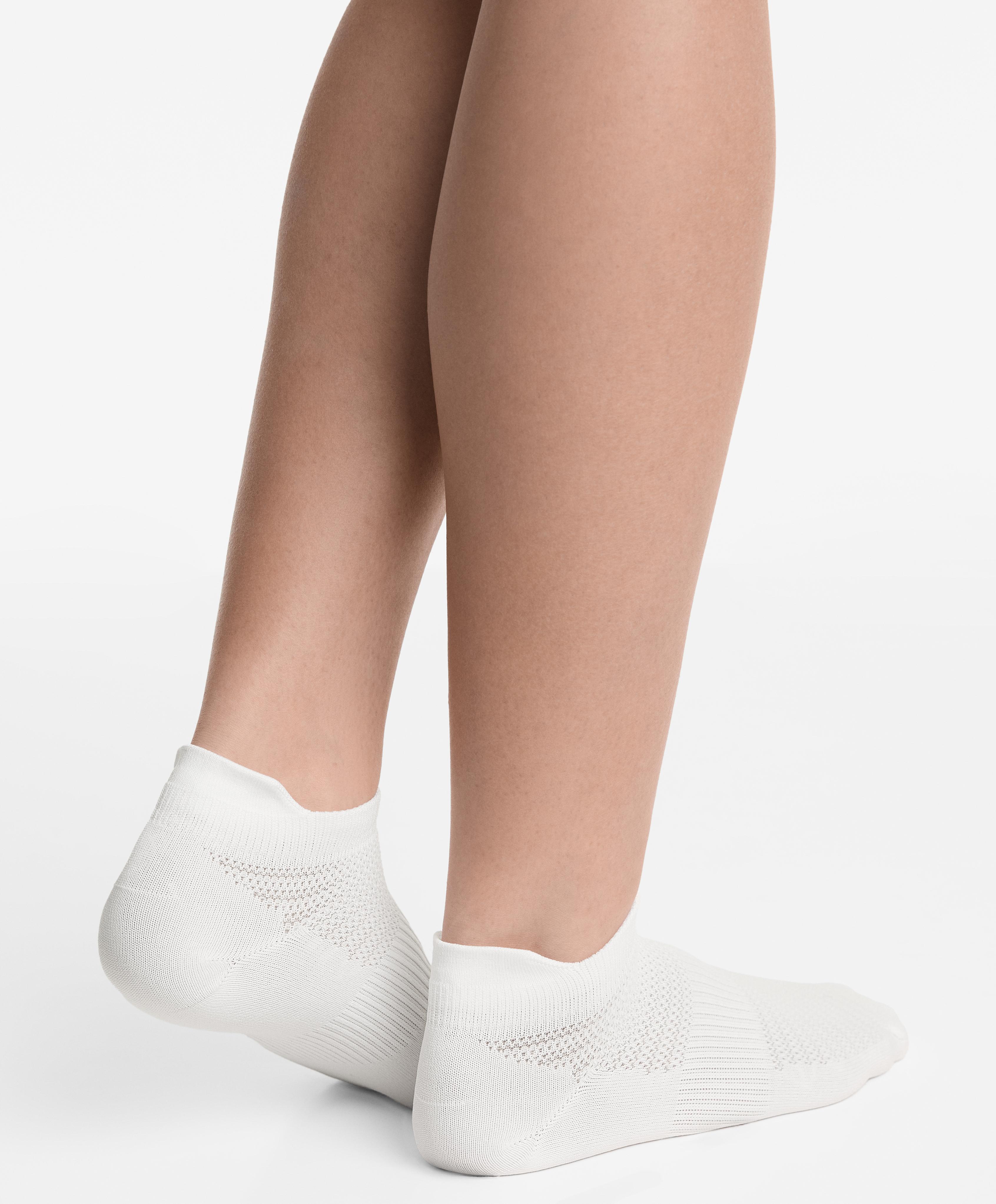 3 pack of polyamide blend sneaker socks with heel tab — GREY