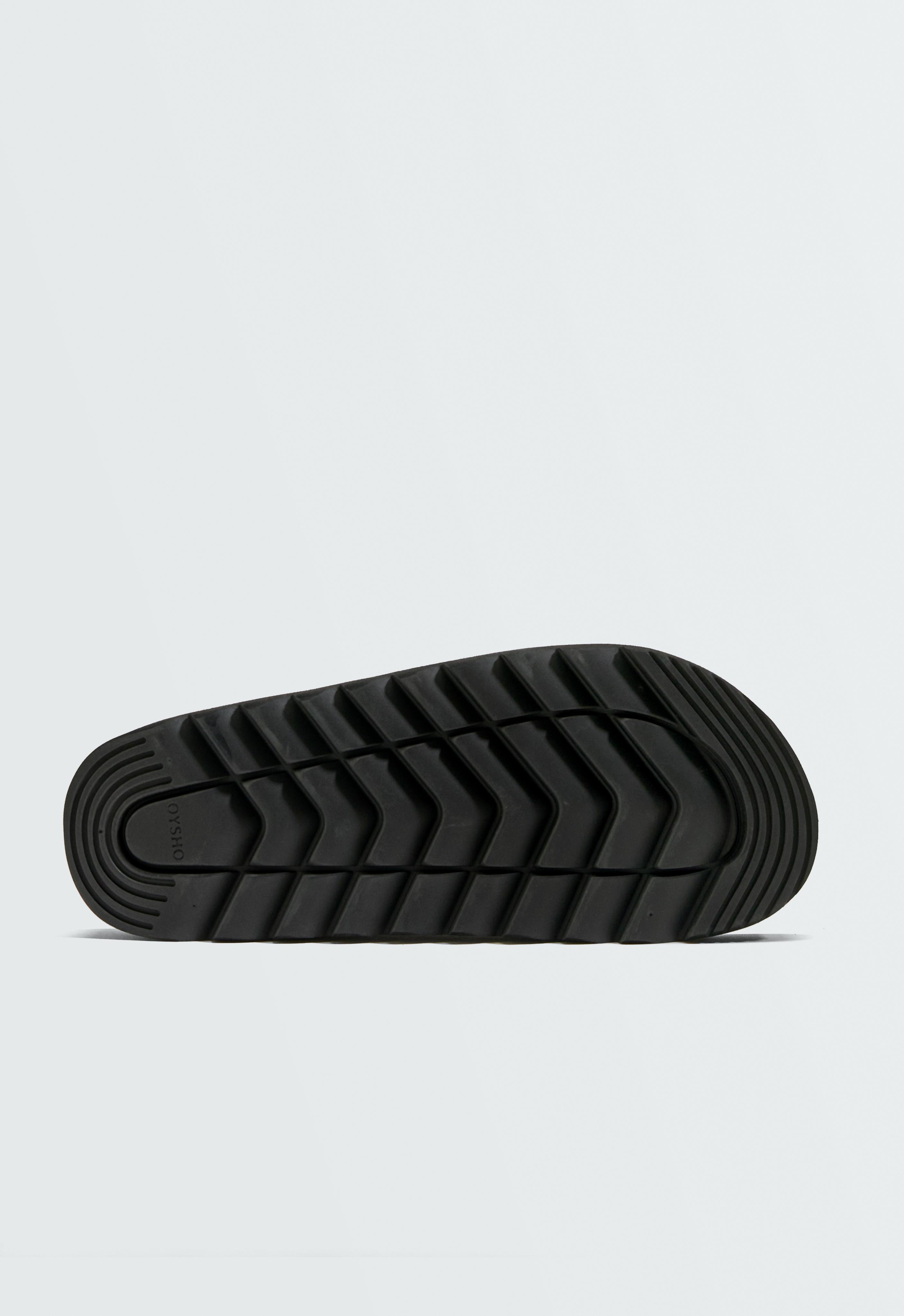 Platform beachwear sandals — BROWN