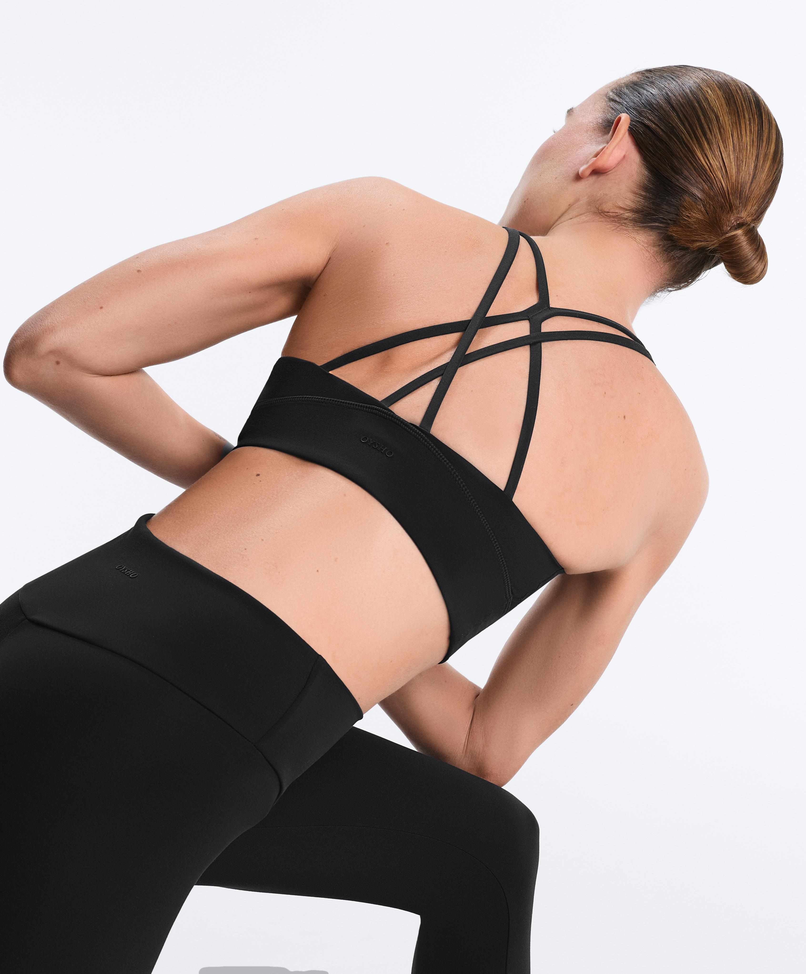 Medium-support Comfortlux sports bra with cups — BLACK