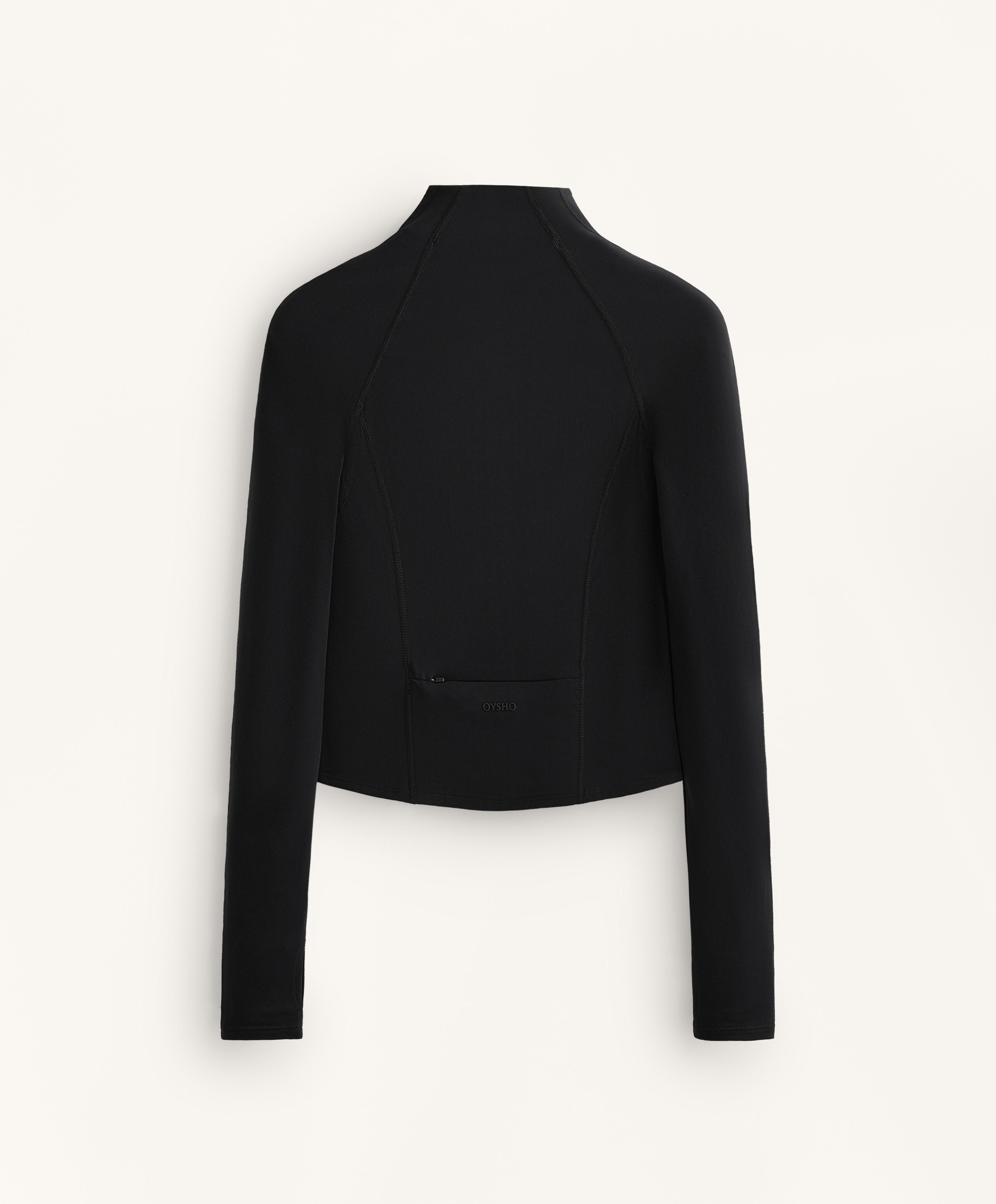 Light warm running technical jacket with seams