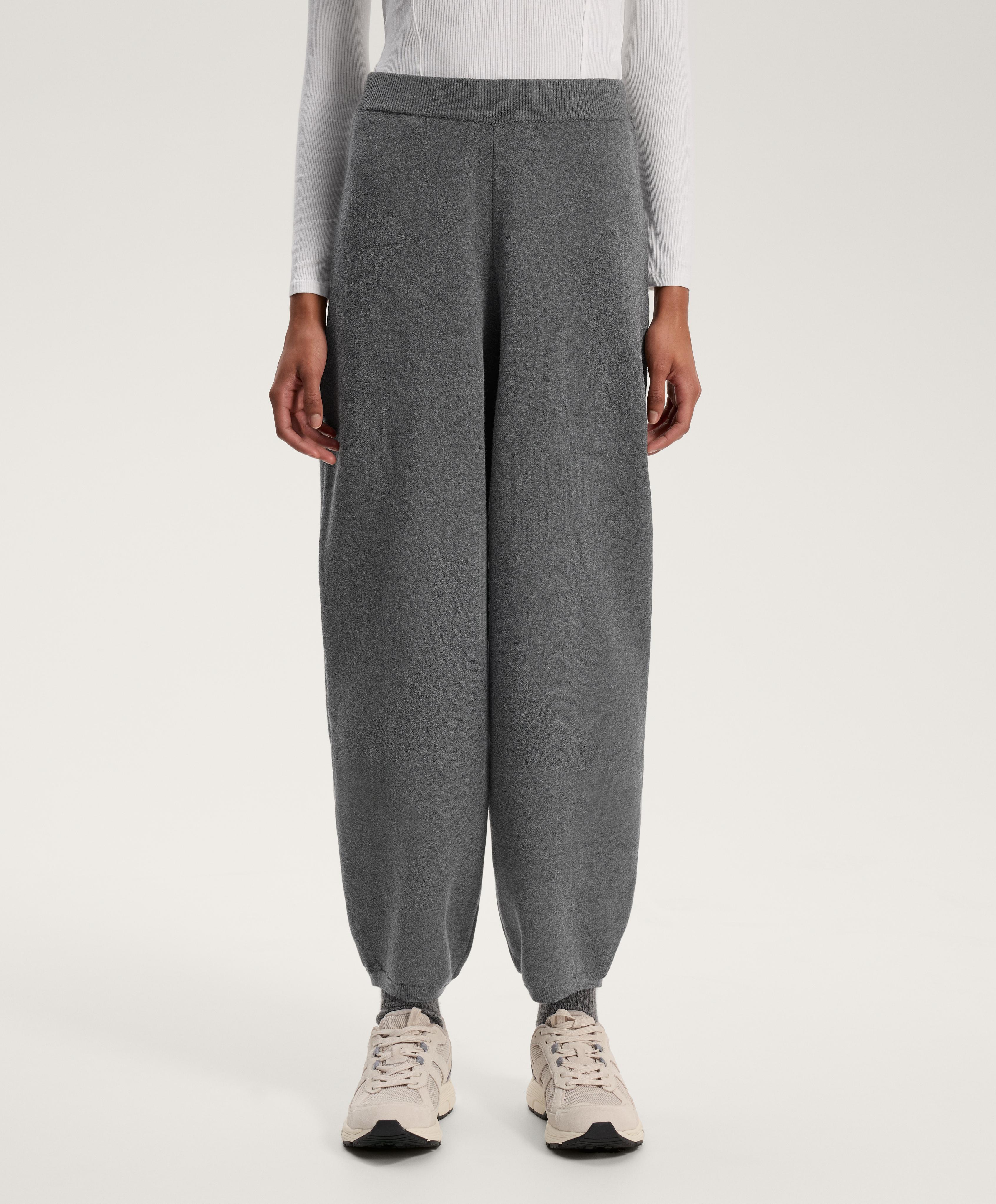 Cocoon knit trousers