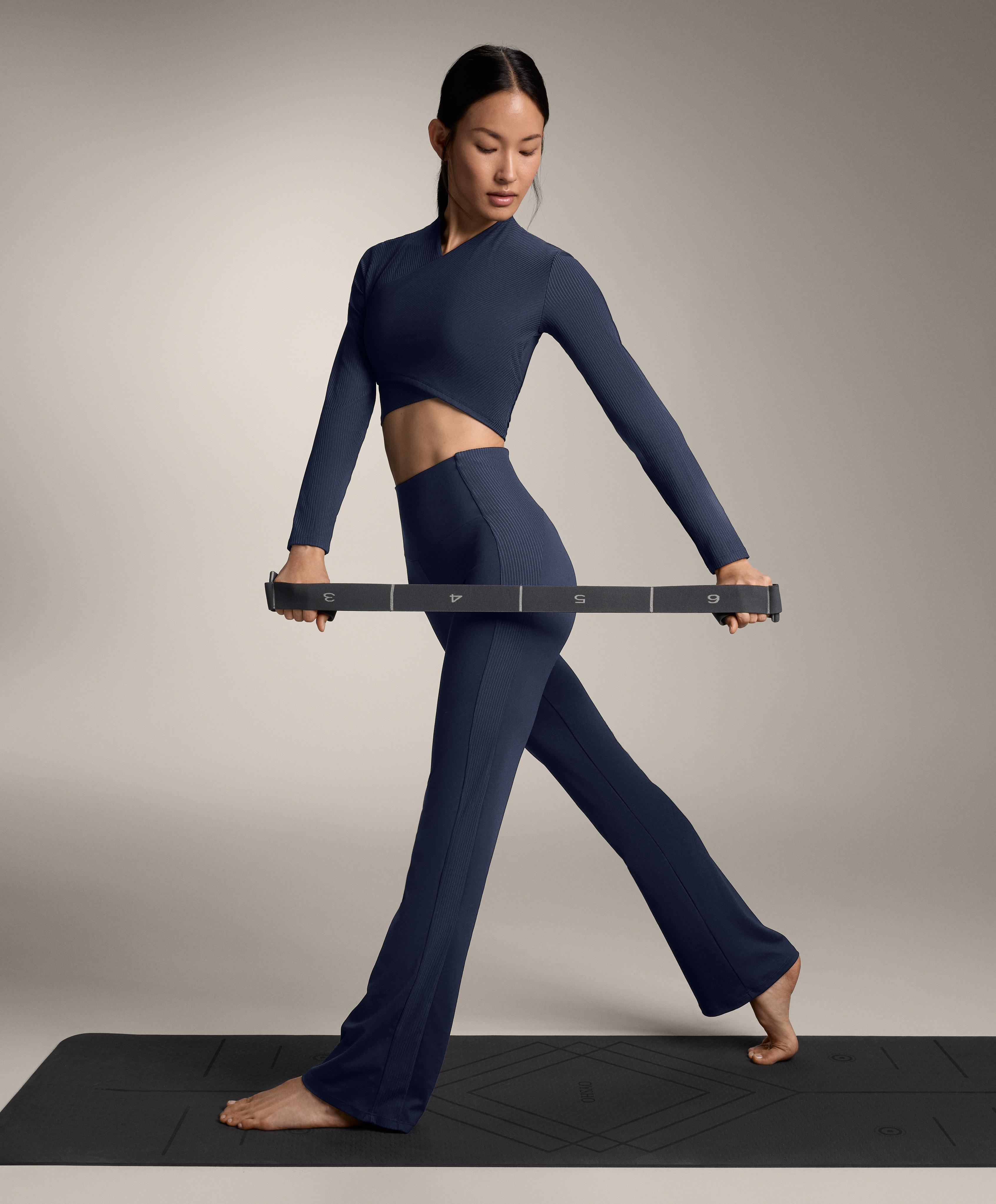 Comfortlux crossover sleeve Tank top