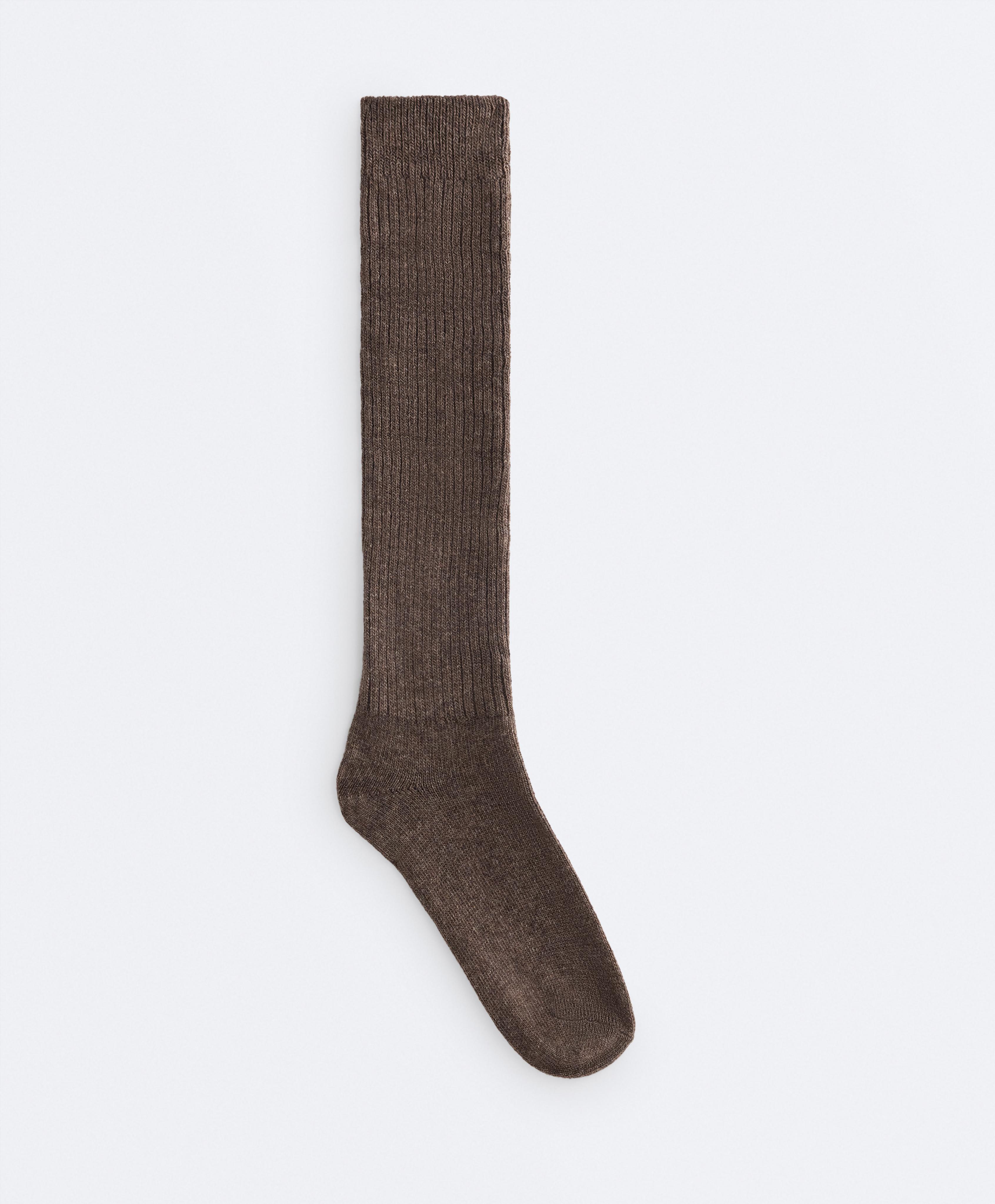 18% cashmere 13% wool long socks — DARK BROWN