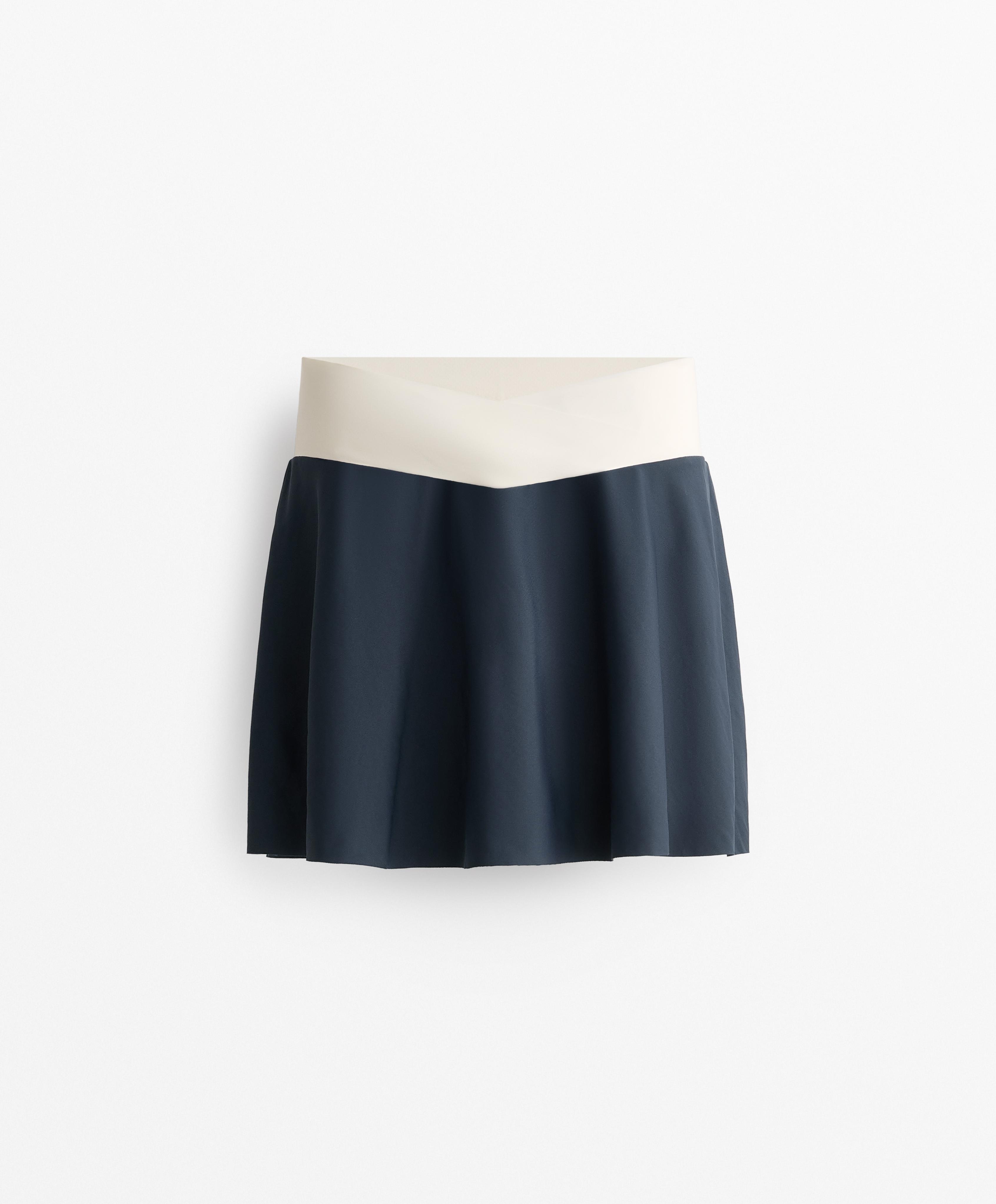 Jupe perfect-adapt taille en V