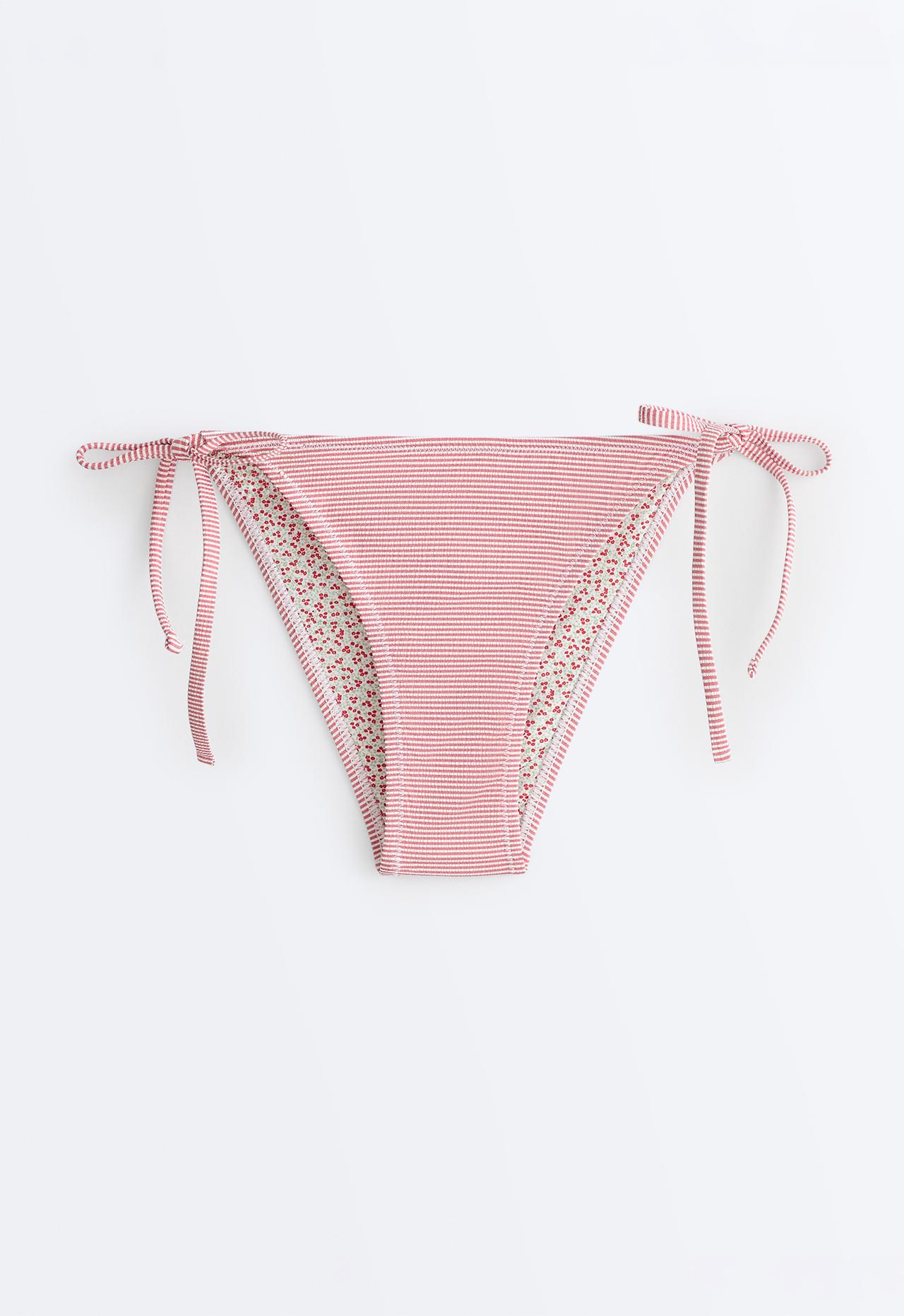 Stripe medium-coverage bikini briefs with ties — RED