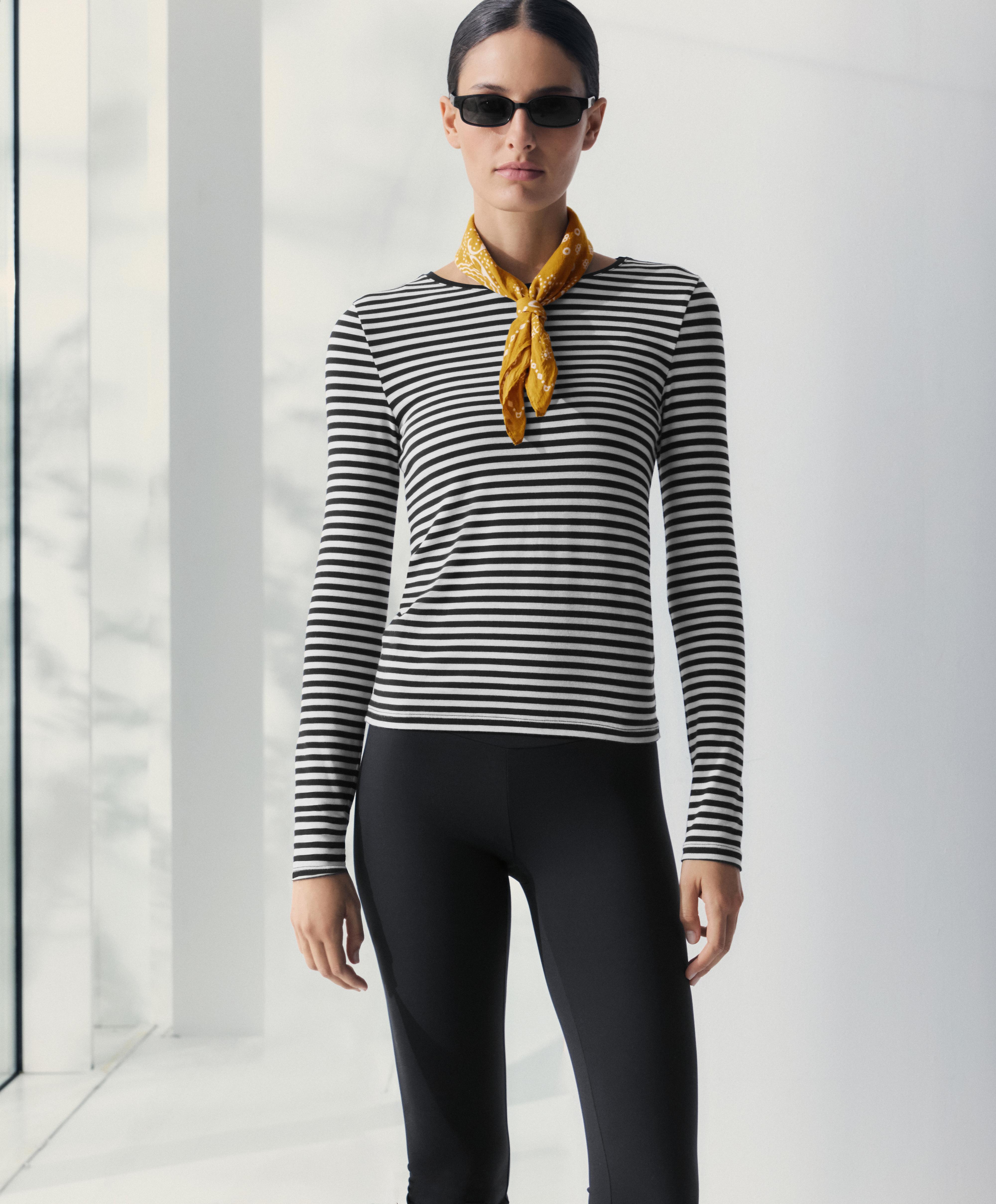 Fitted striped long sleeve T-shirt — BLACK