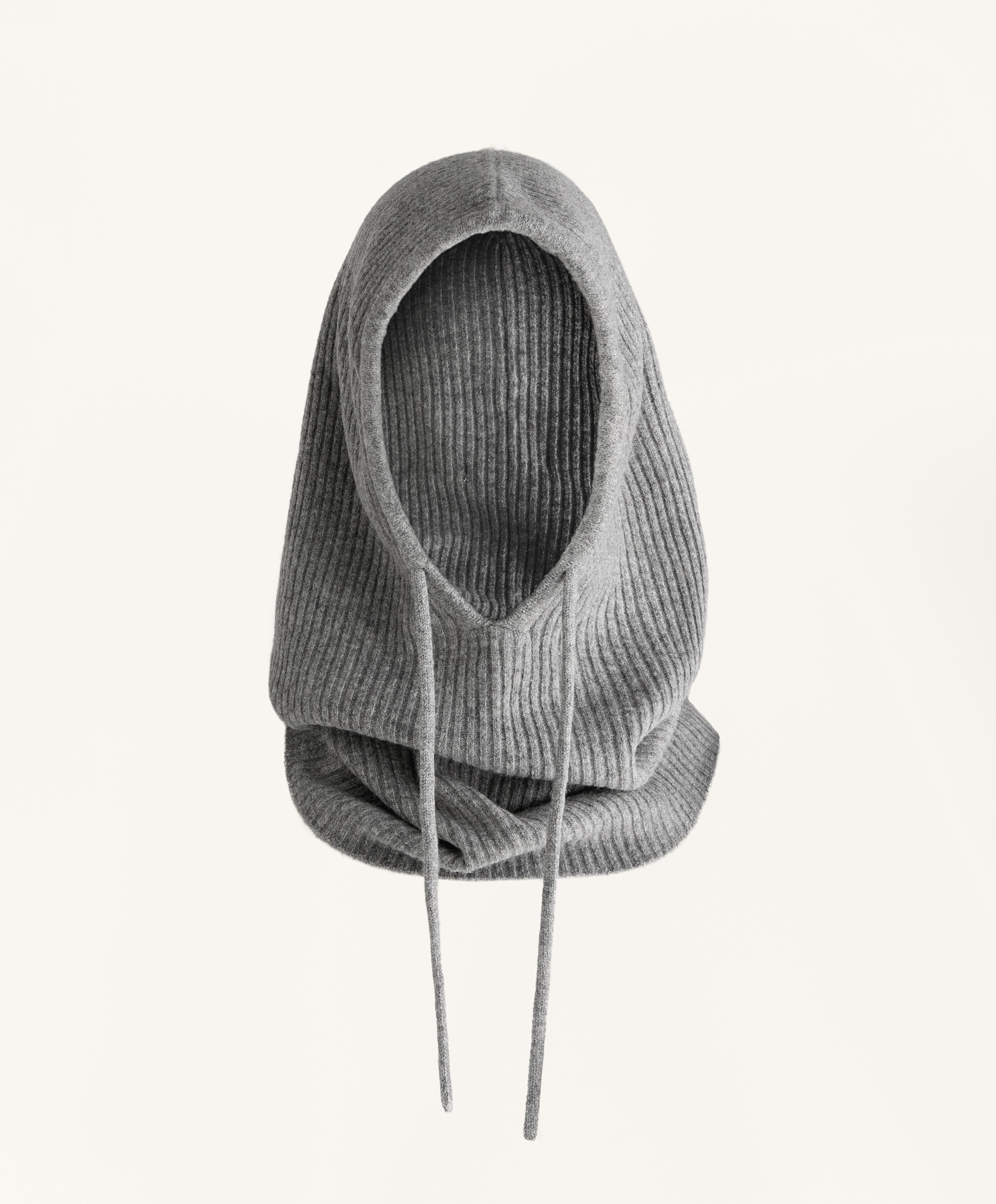 Sturmhaube aus Rippstrick