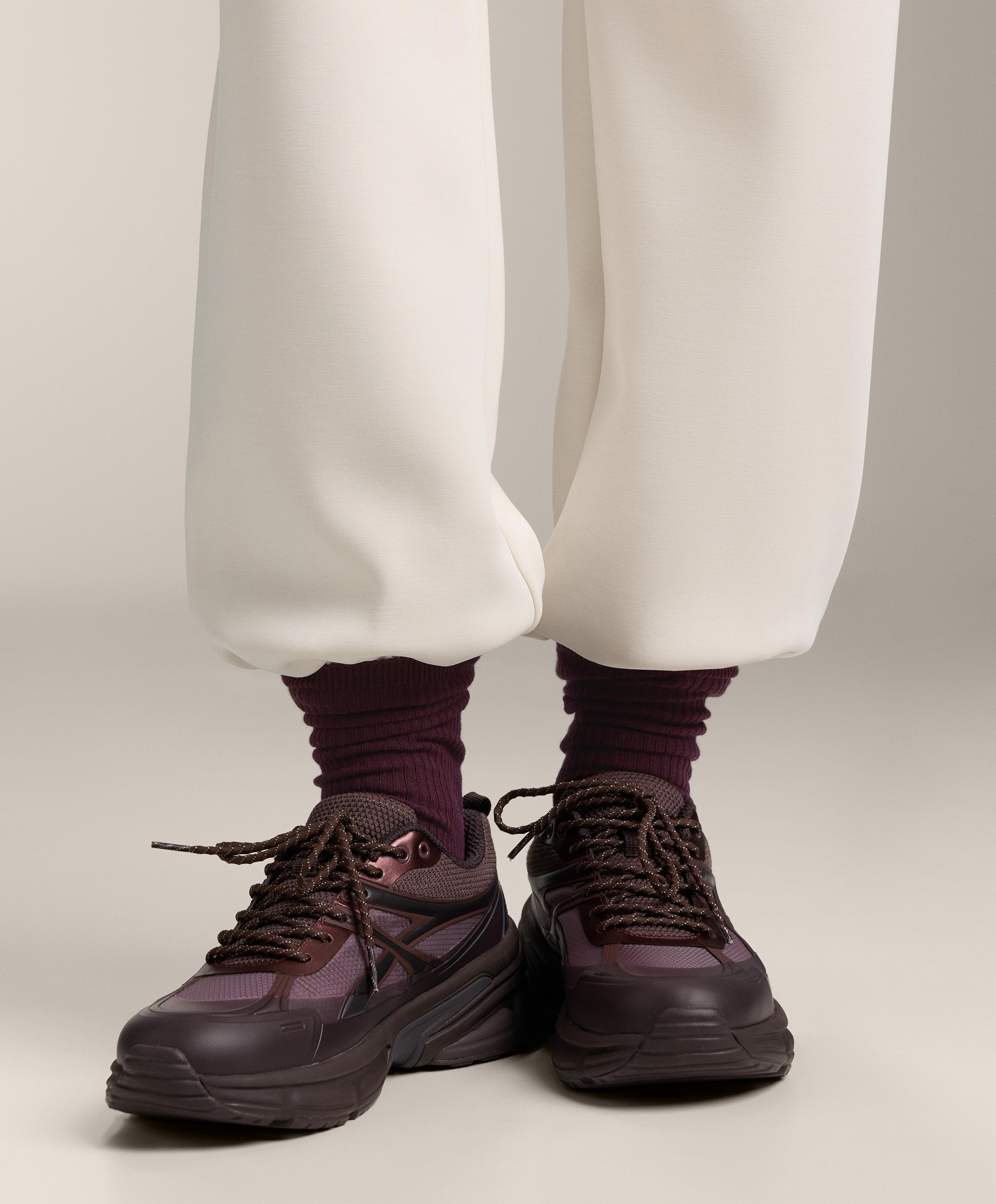 Running-style trainers — PLUM