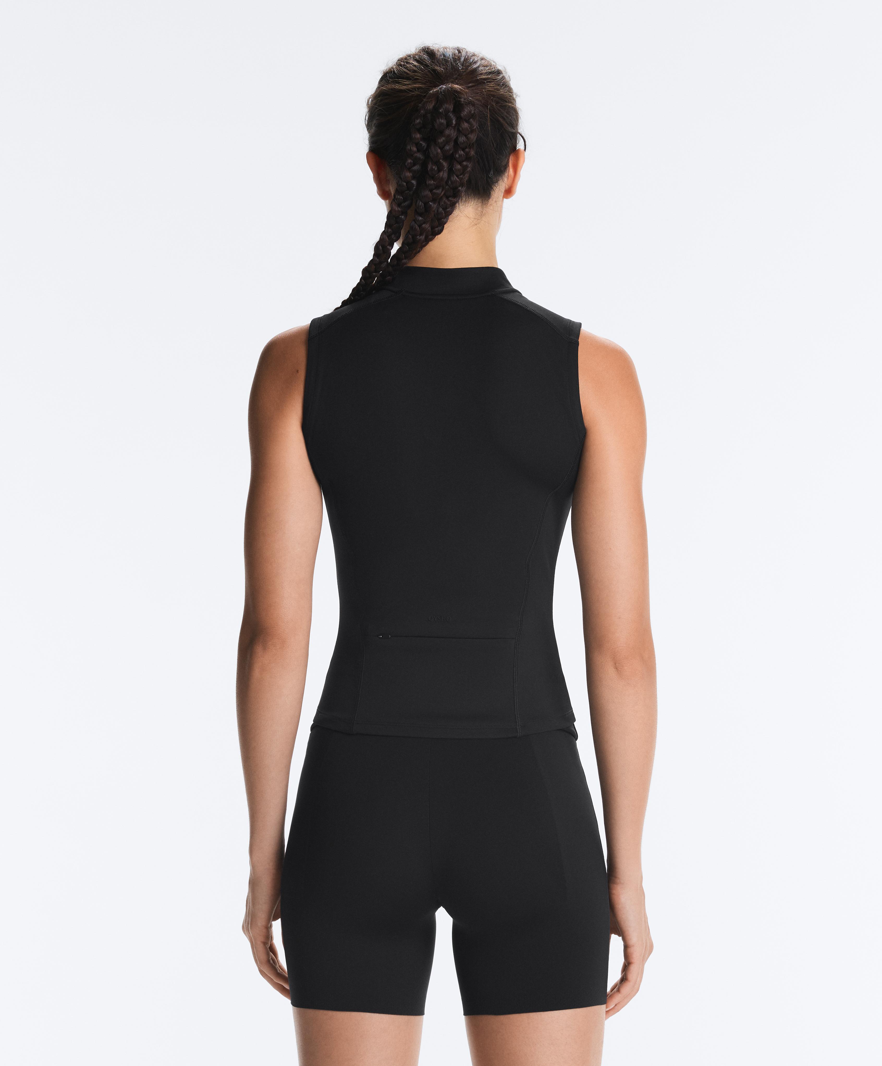 Sleeveless zip T-shirt — BLACK