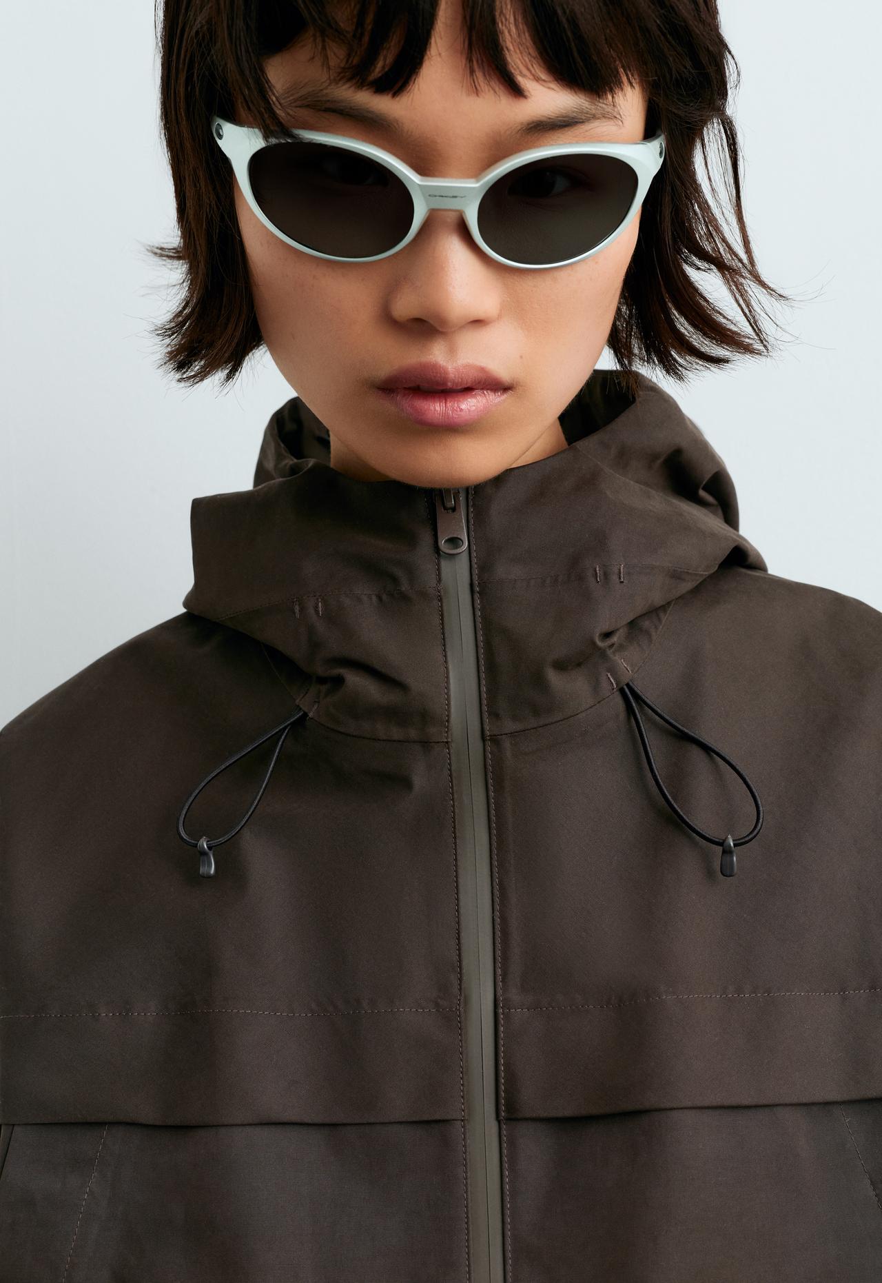 Short 10k waterproof canvas technical jacket — BROWN