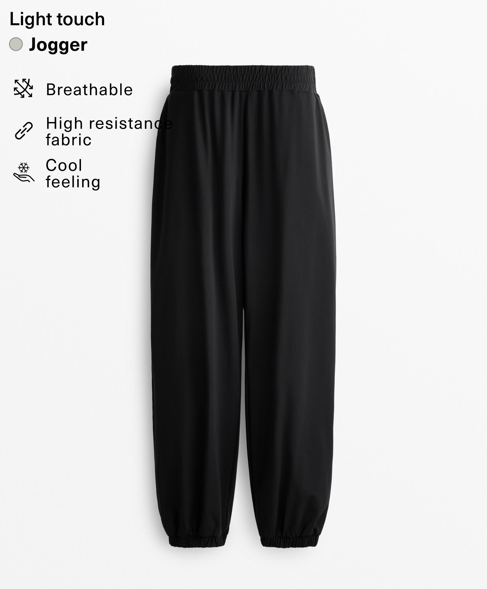 Pantalón jogger light touch