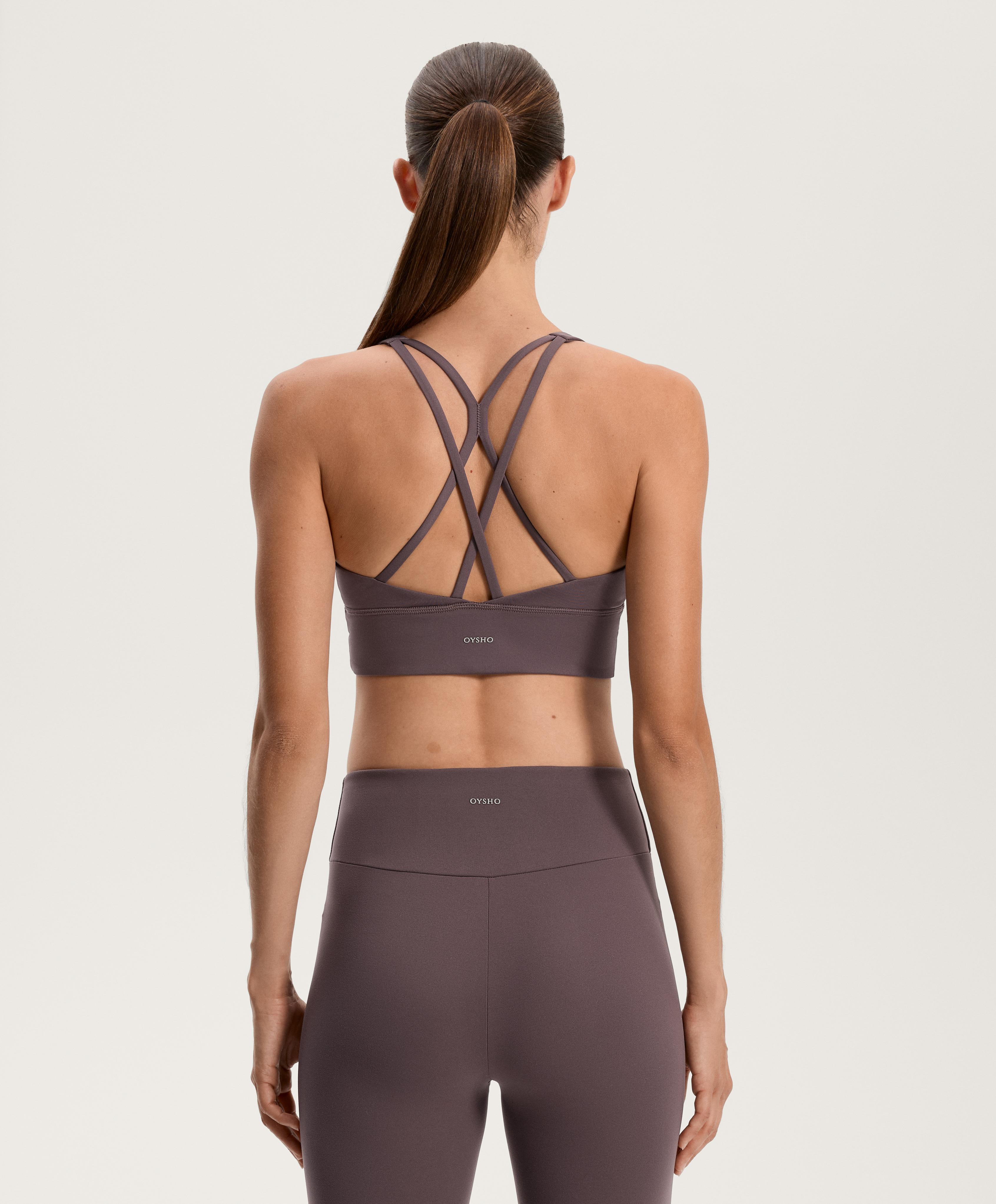 Medium-support Comfortlux sports bra with cups Medium-support Comfortlux sports bra with cups