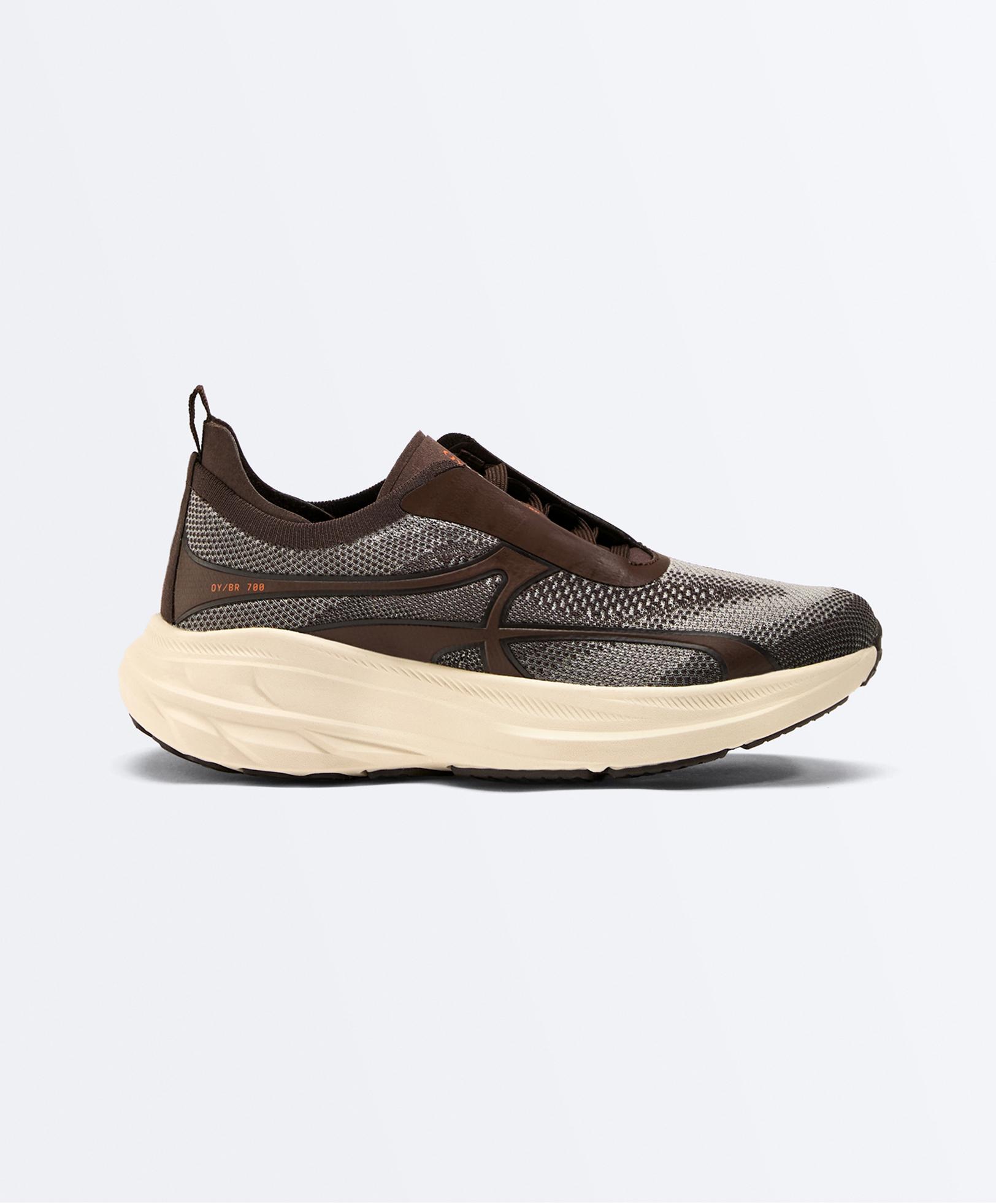 Running trainers OY/BR 700 — BROWN