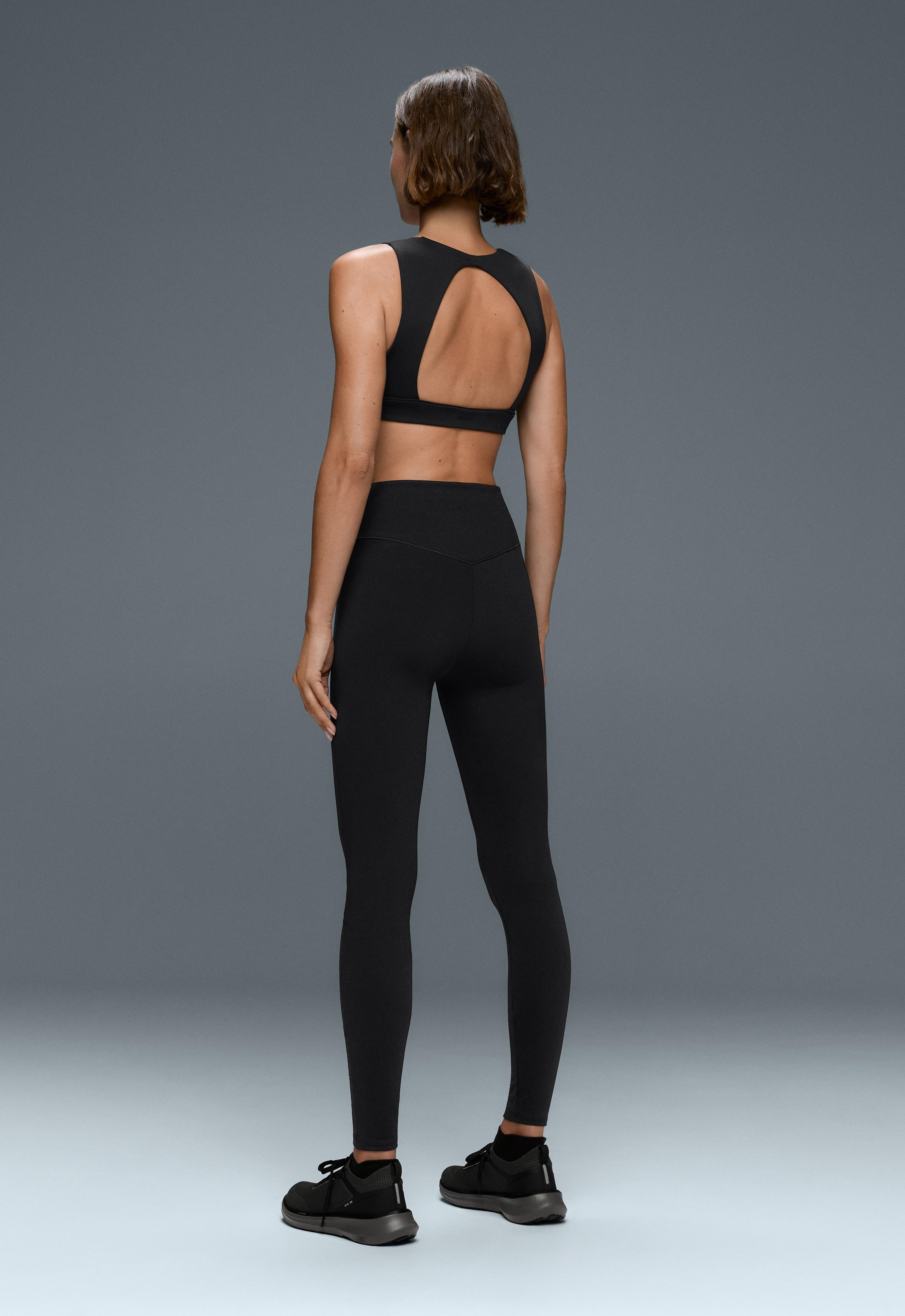 Total look High rise Evermove noir