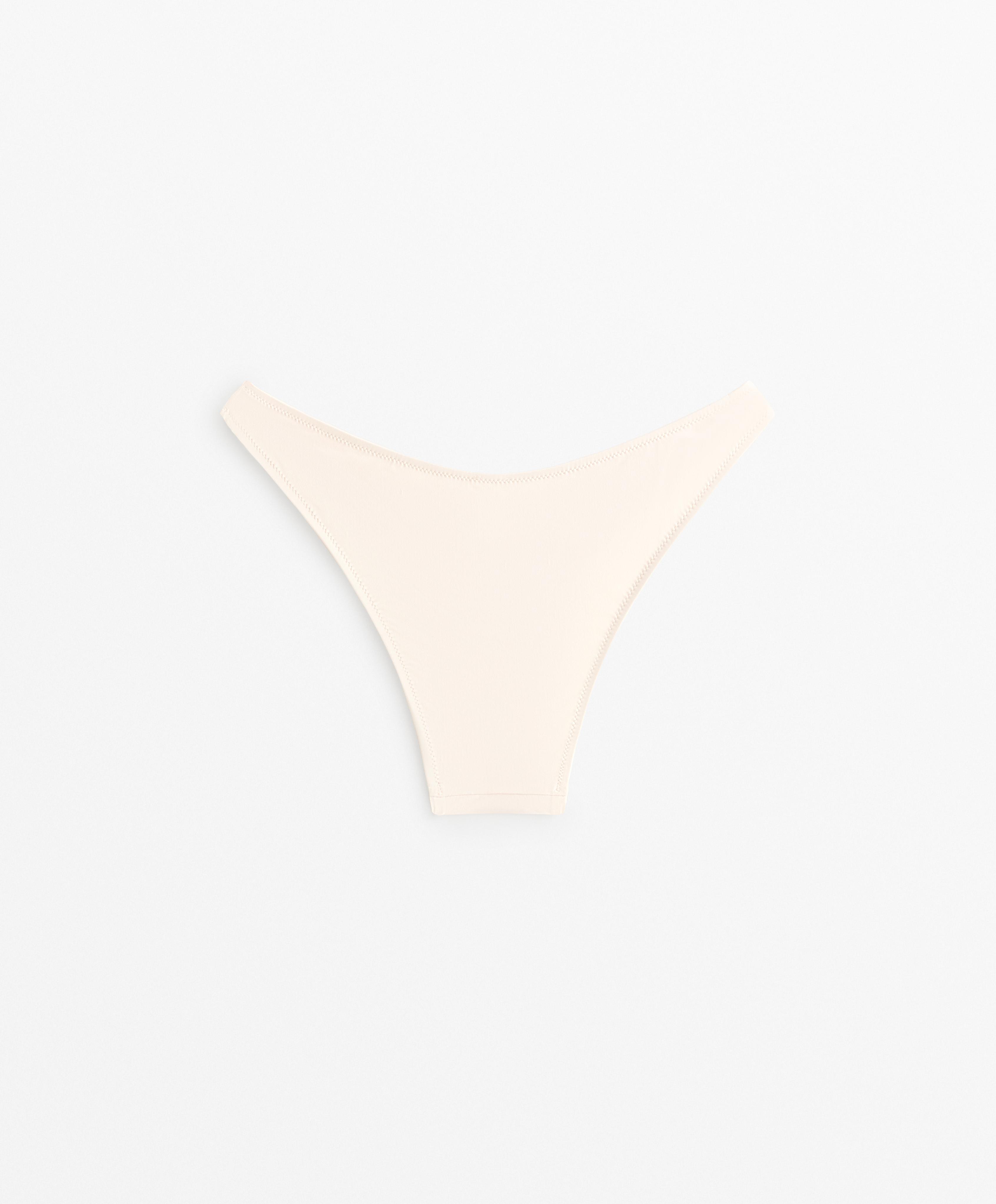 U-cut medium-coverage bikini briefs
