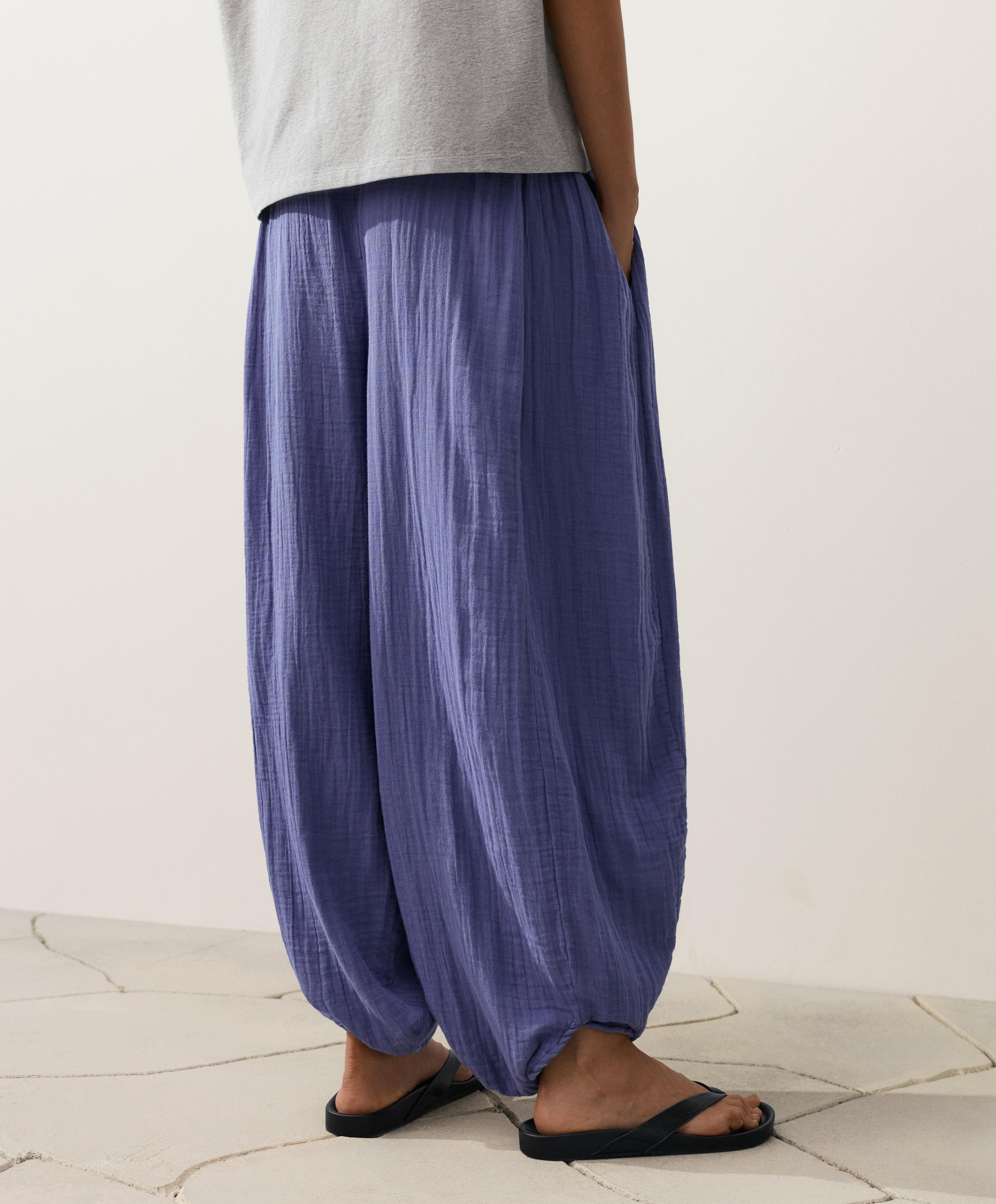 100% cotton muslin balloon trousers — BLUEBERRY