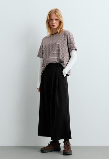 Soft-touch wide-leg crop trousers with modal and pleats — BLACK 1