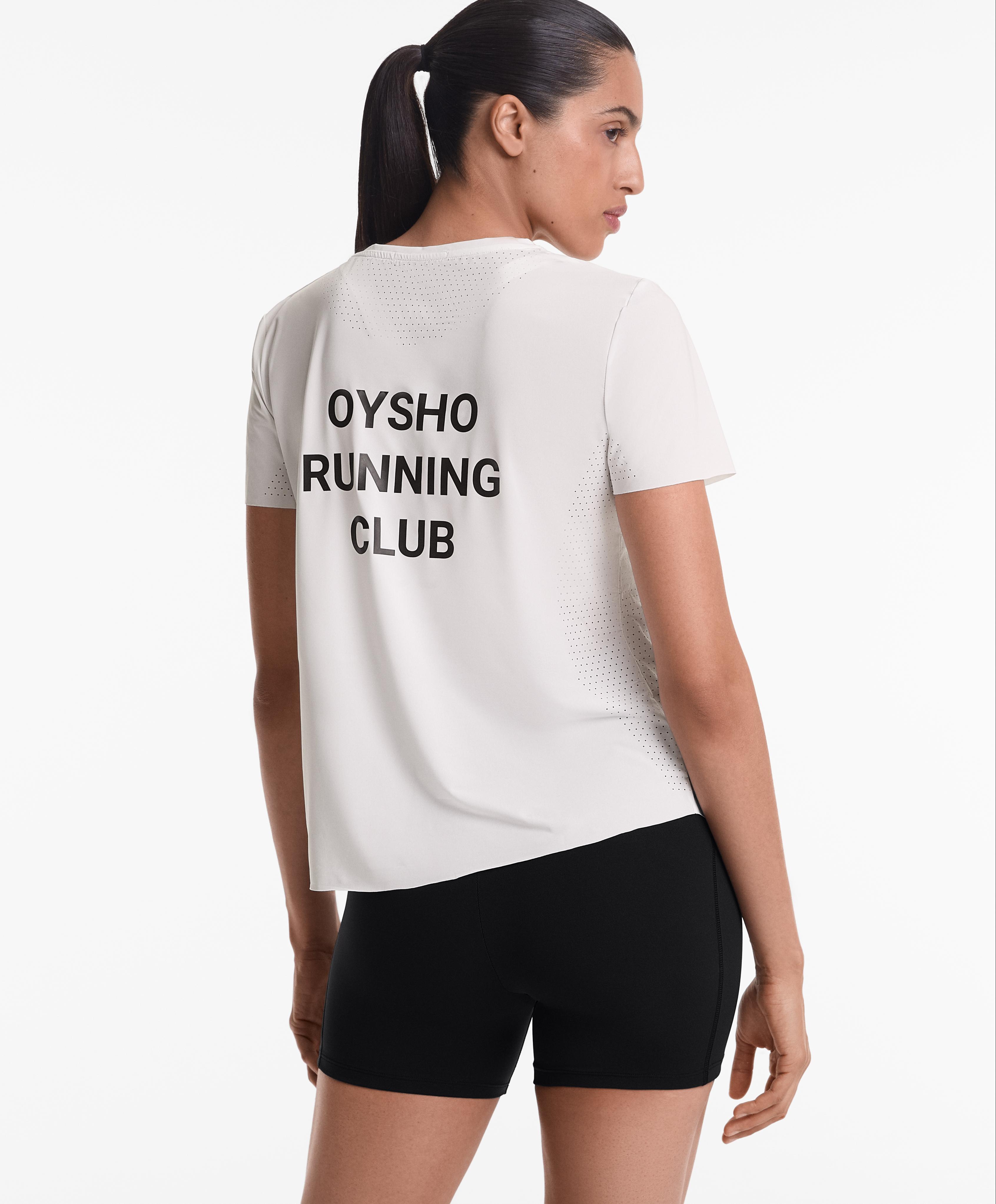 Oysho Running Club fitted short-sleeved technical T-shirt Oysho Running Club fitted short-sleeved technical T-shirt
