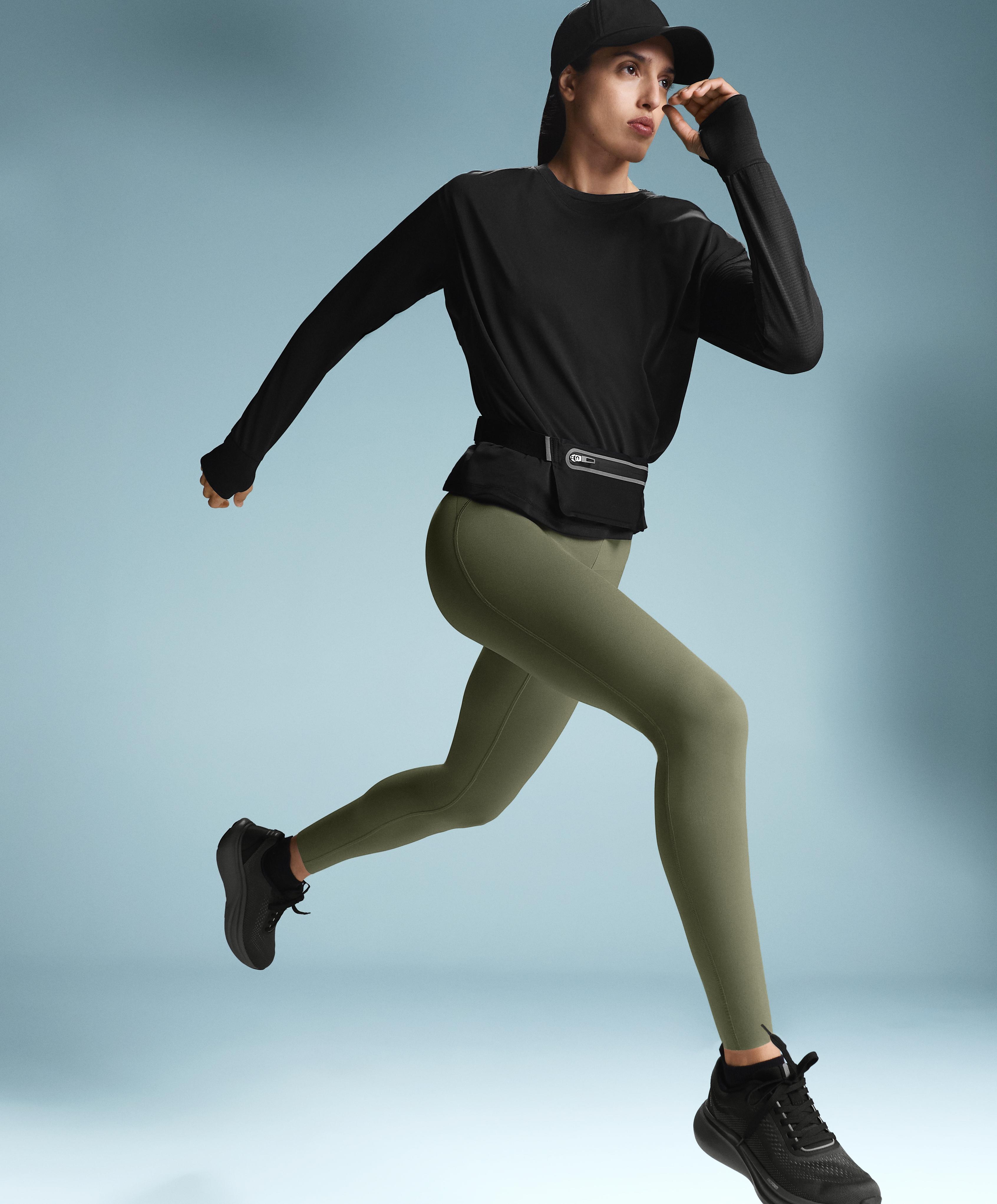 Long-sleeved technical T-shirt — BLACK
