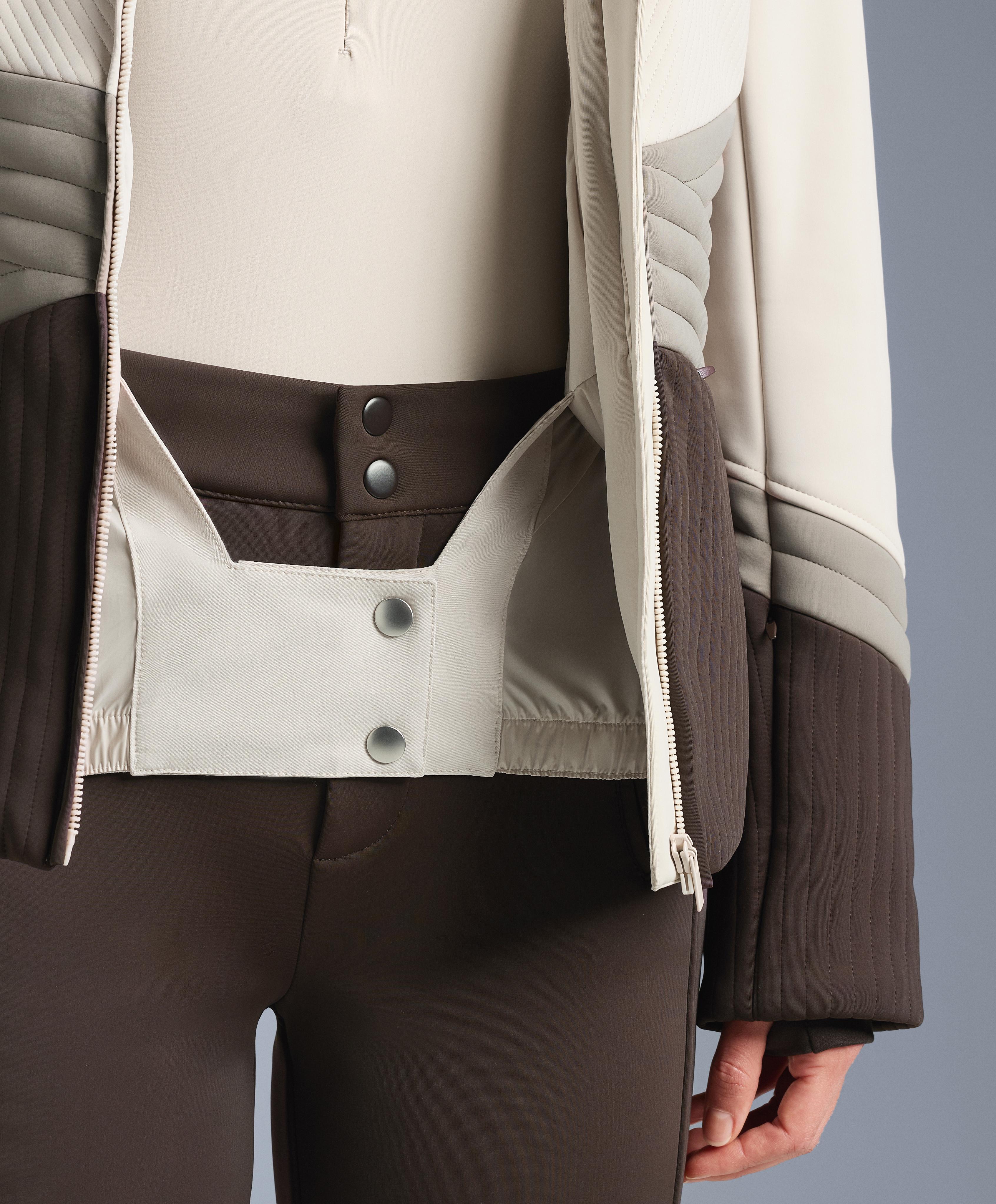 Super-fitted water-resistant colour-block Primaloft® SKI jacket — PALE MINK