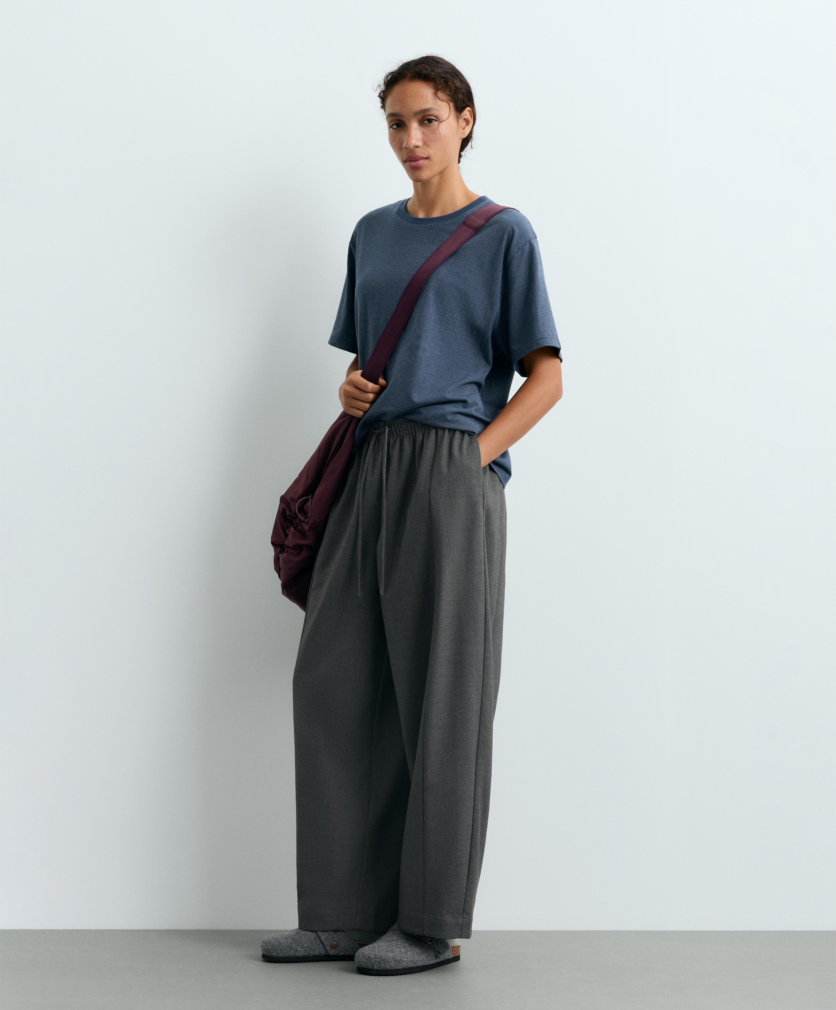 Striped boxy short-sleeved T-shirt — NAVY BLUE