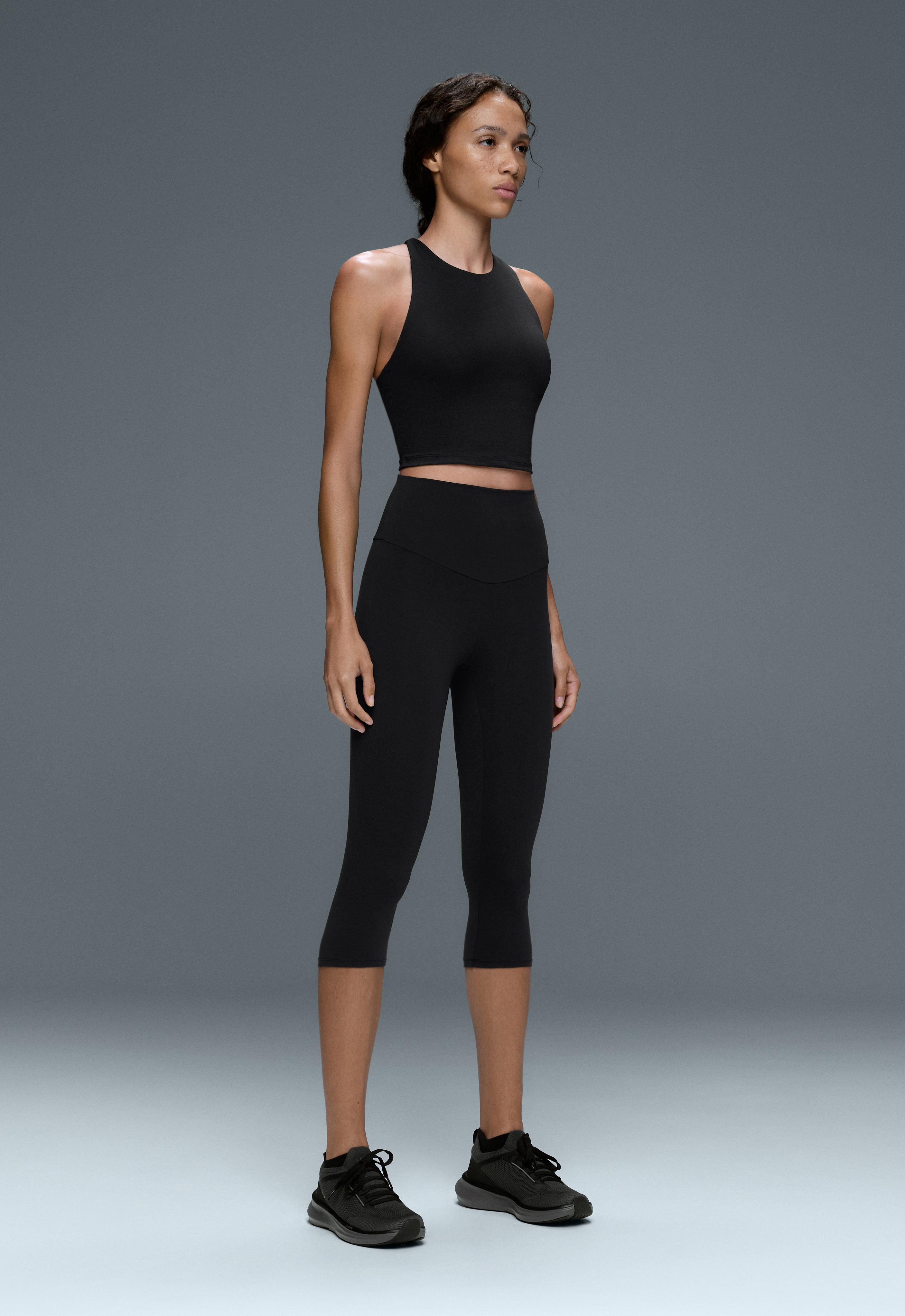 Comfortlux high-rise 40cm knee-length leggings — BLACK