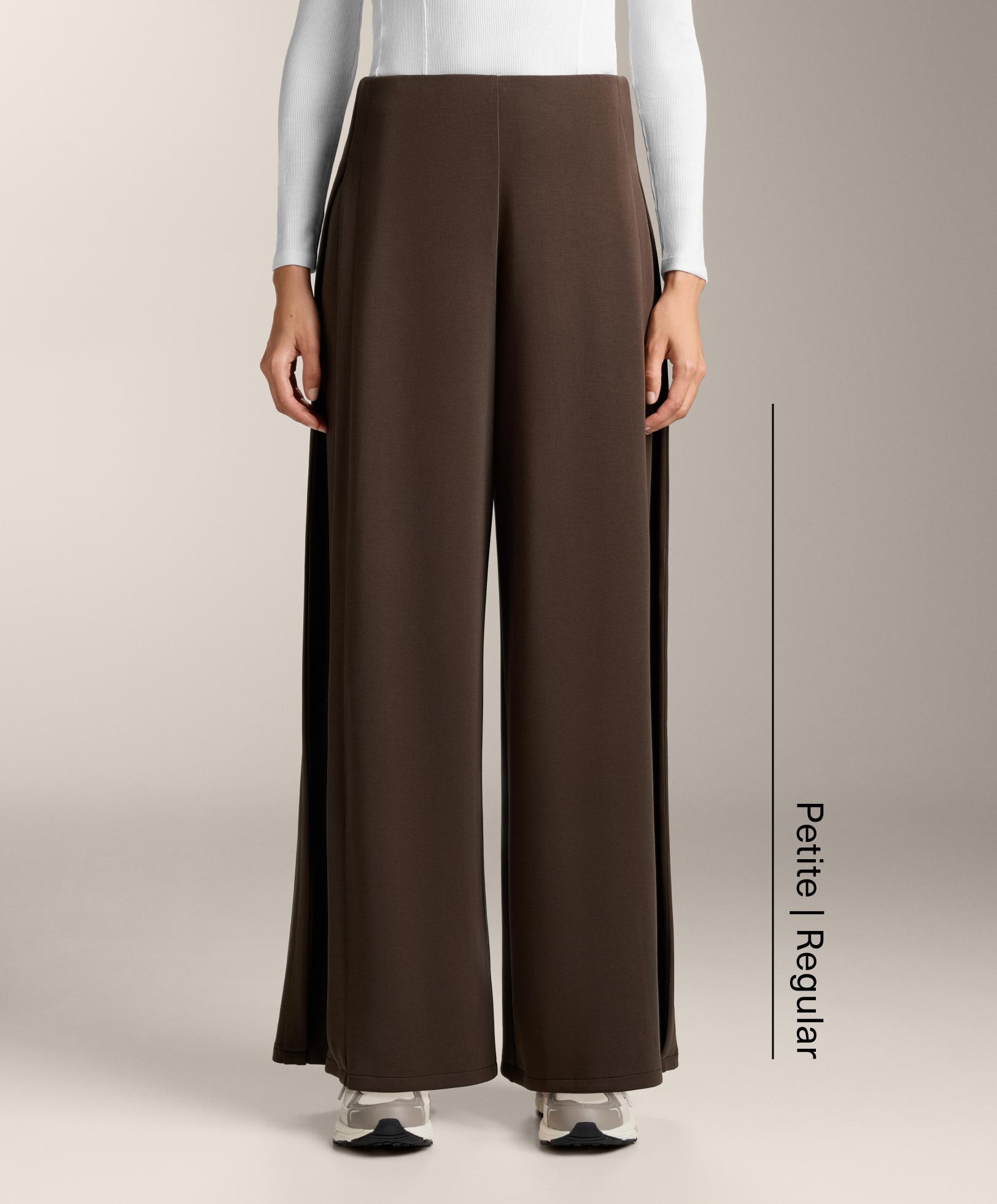 Soft-touch wide-leg trousers with modal and side pleat Soft-touch wide-leg trousers with modal and side pleat