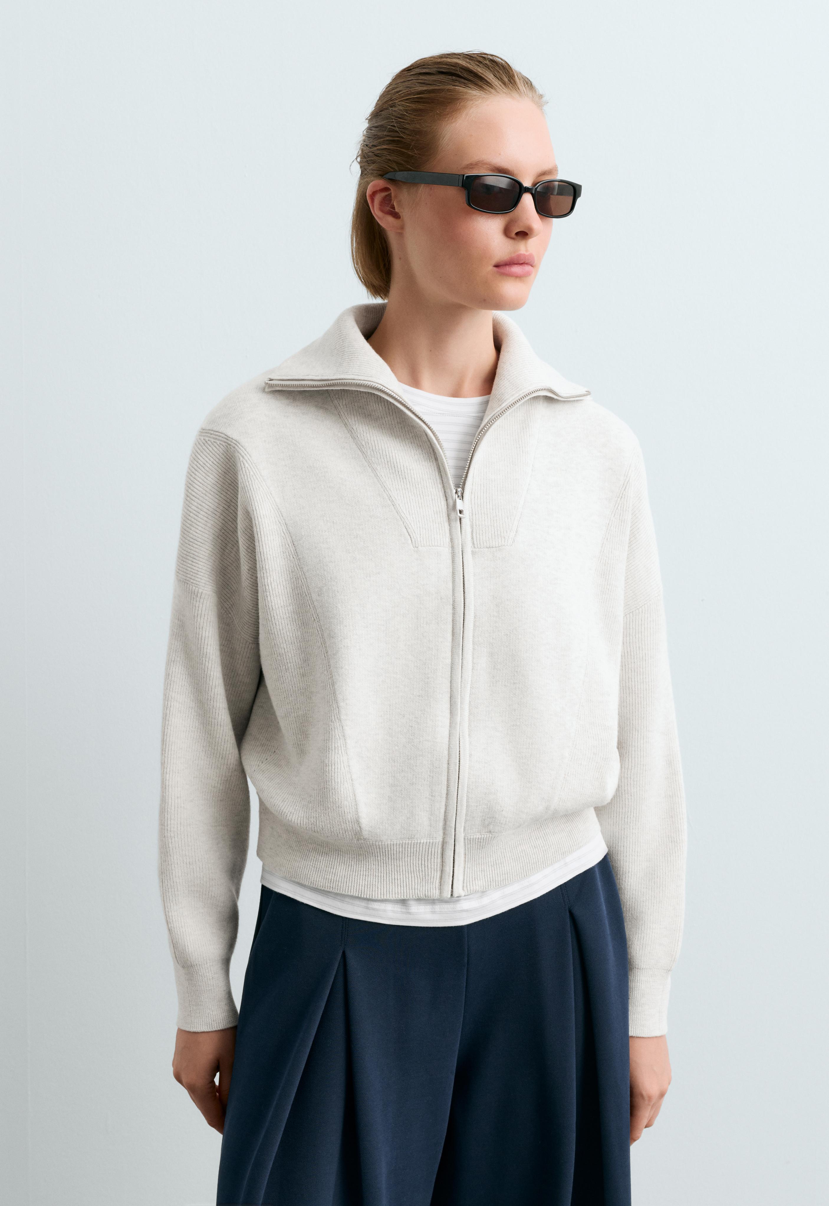 Rib-Strickjacke